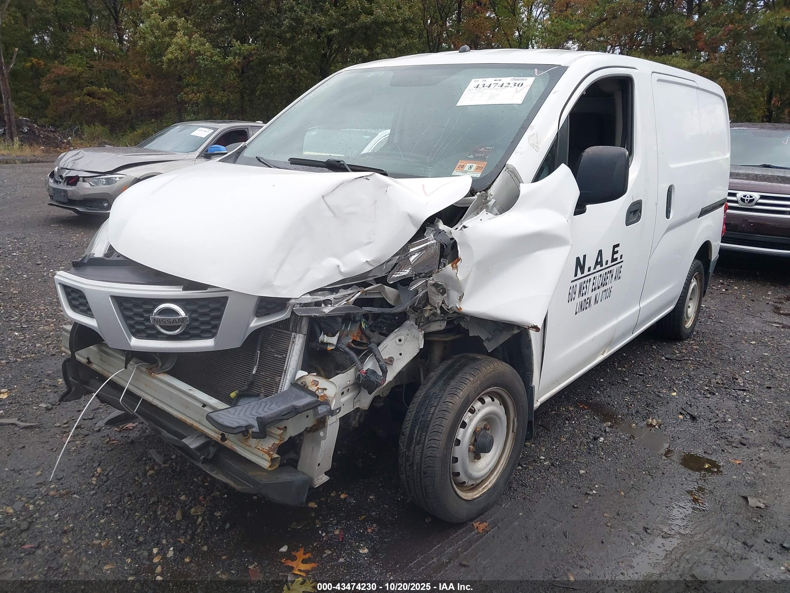 NISSAN NV200 image 6