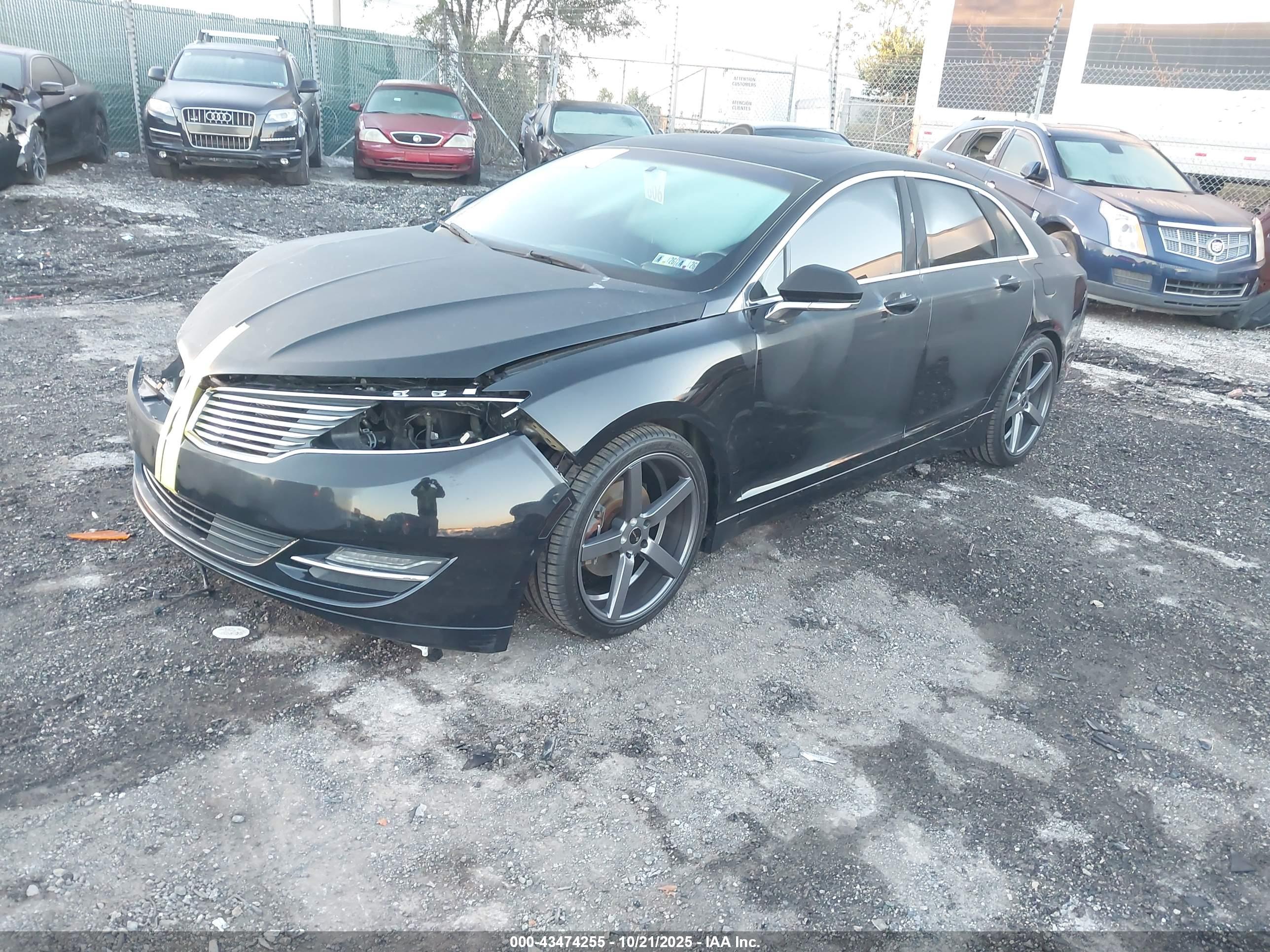 LINCOLN MKZ image 2
