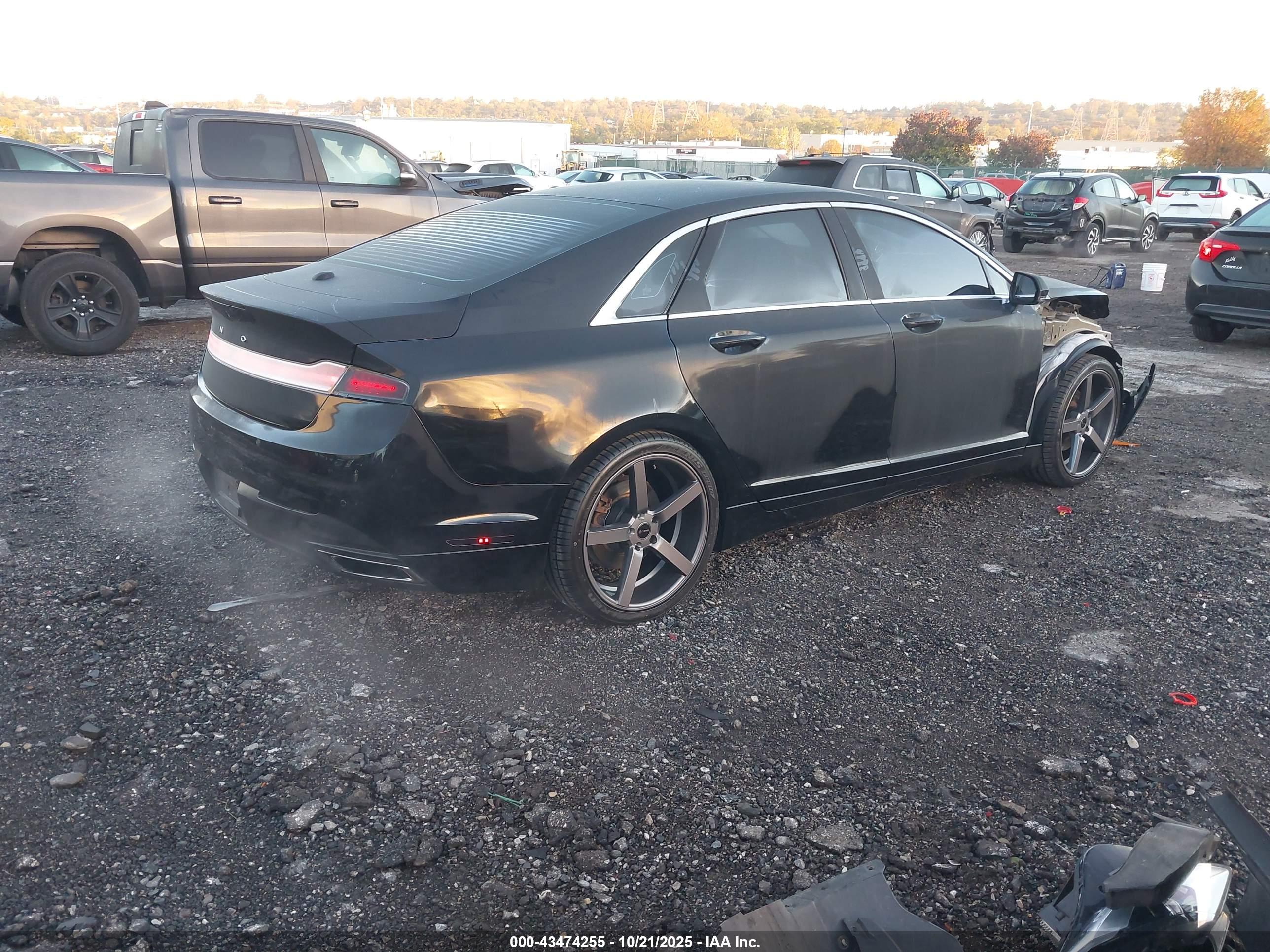LINCOLN MKZ image 4