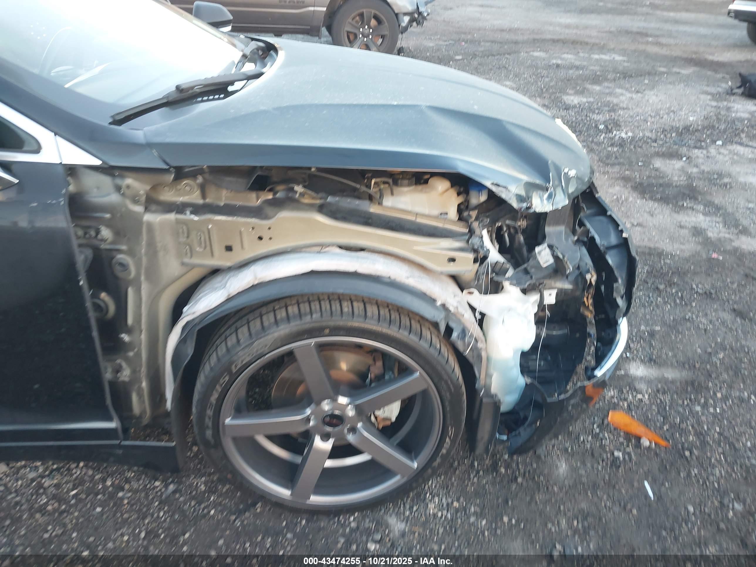 LINCOLN MKZ image 6