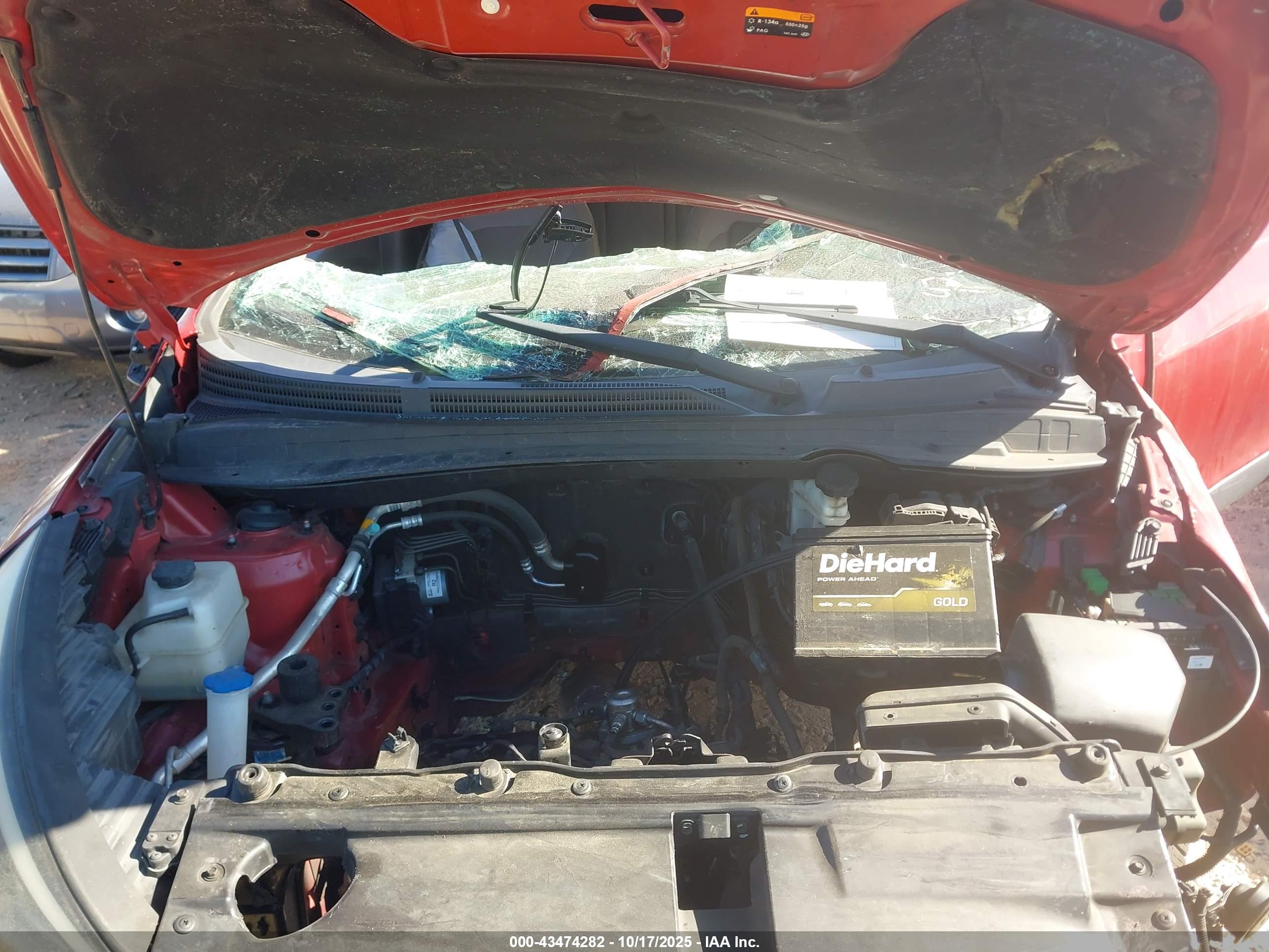 HYUNDAI TUCSON image 10