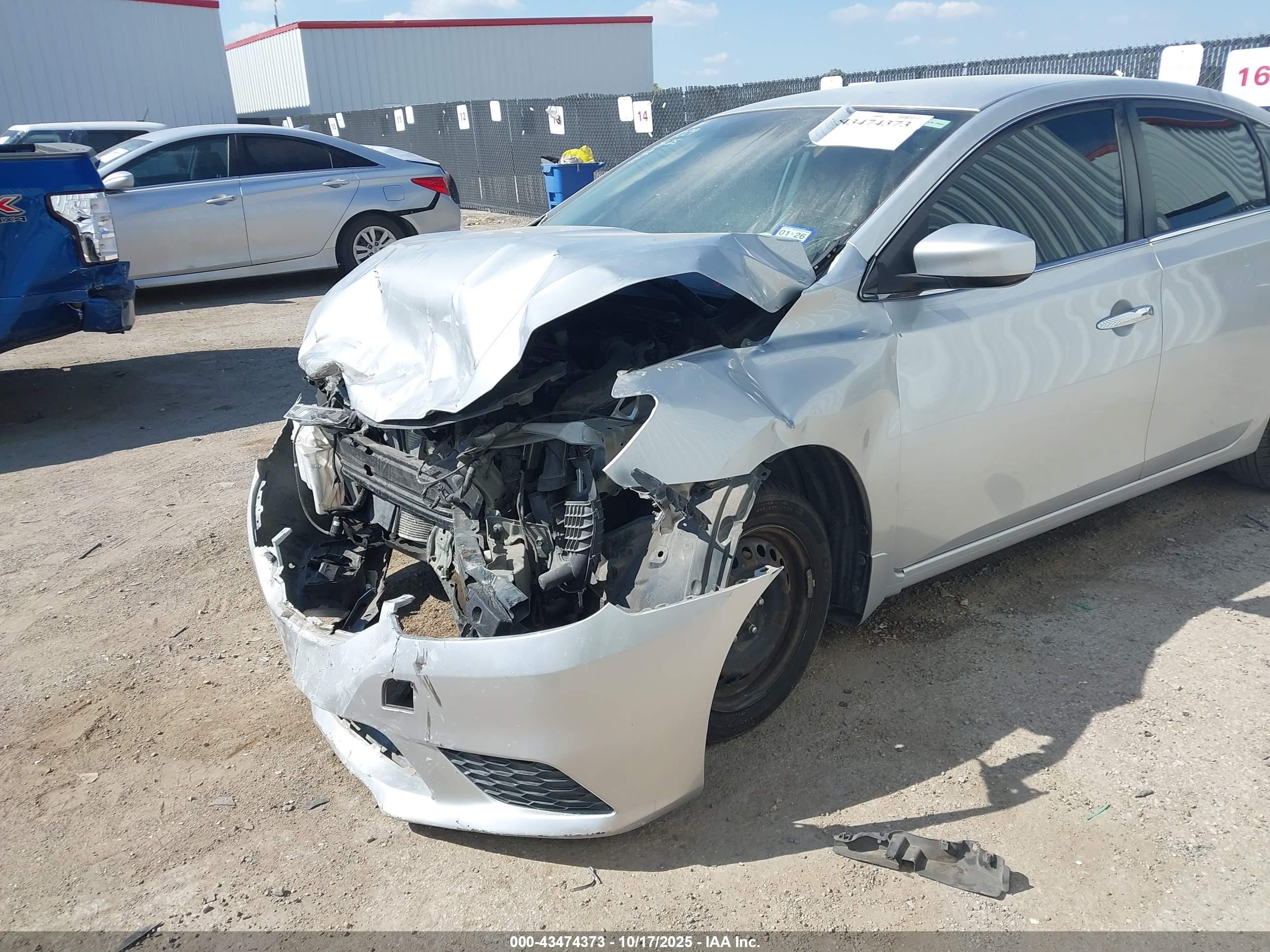NISSAN SENTRA image 6