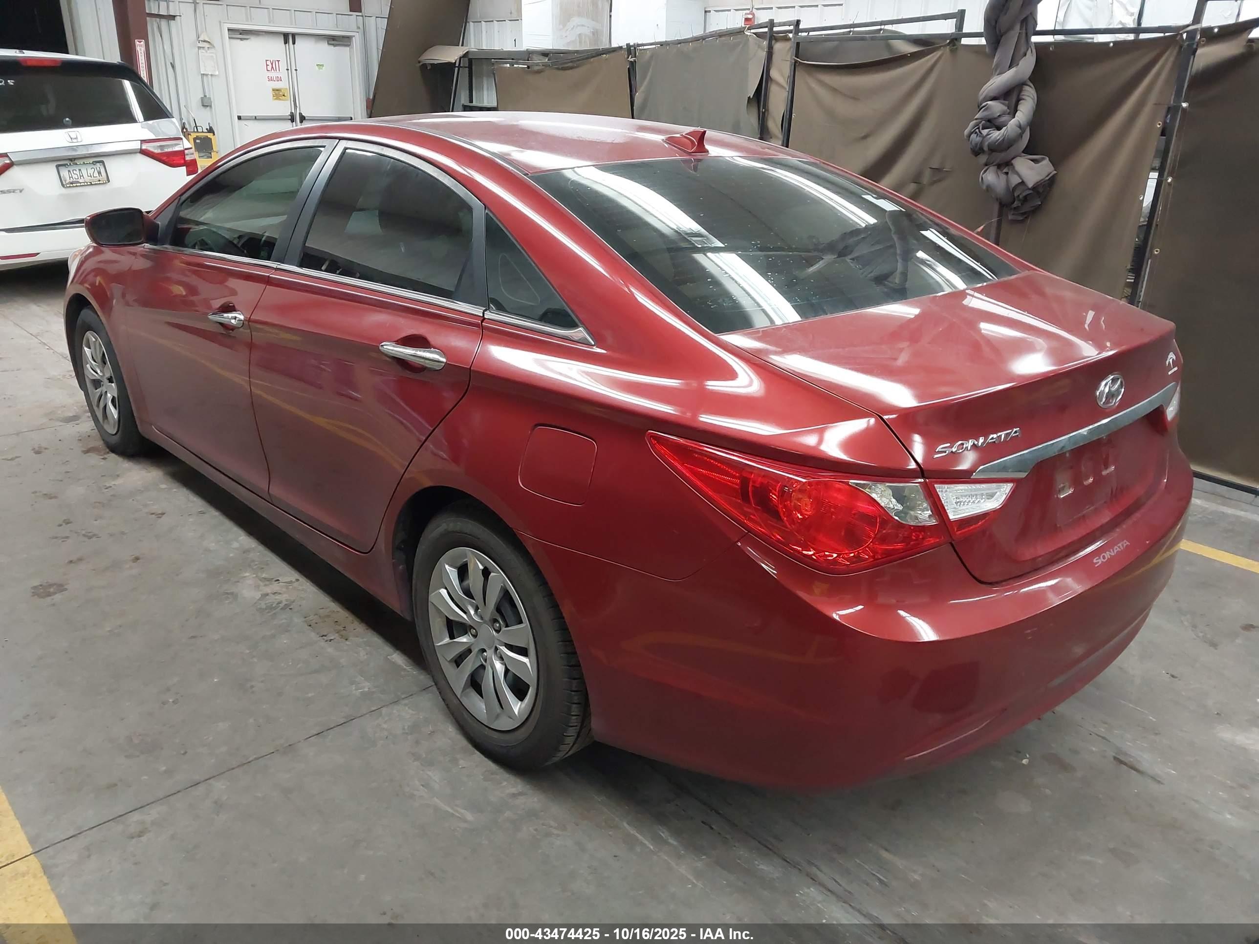 HYUNDAI SONATA image 3