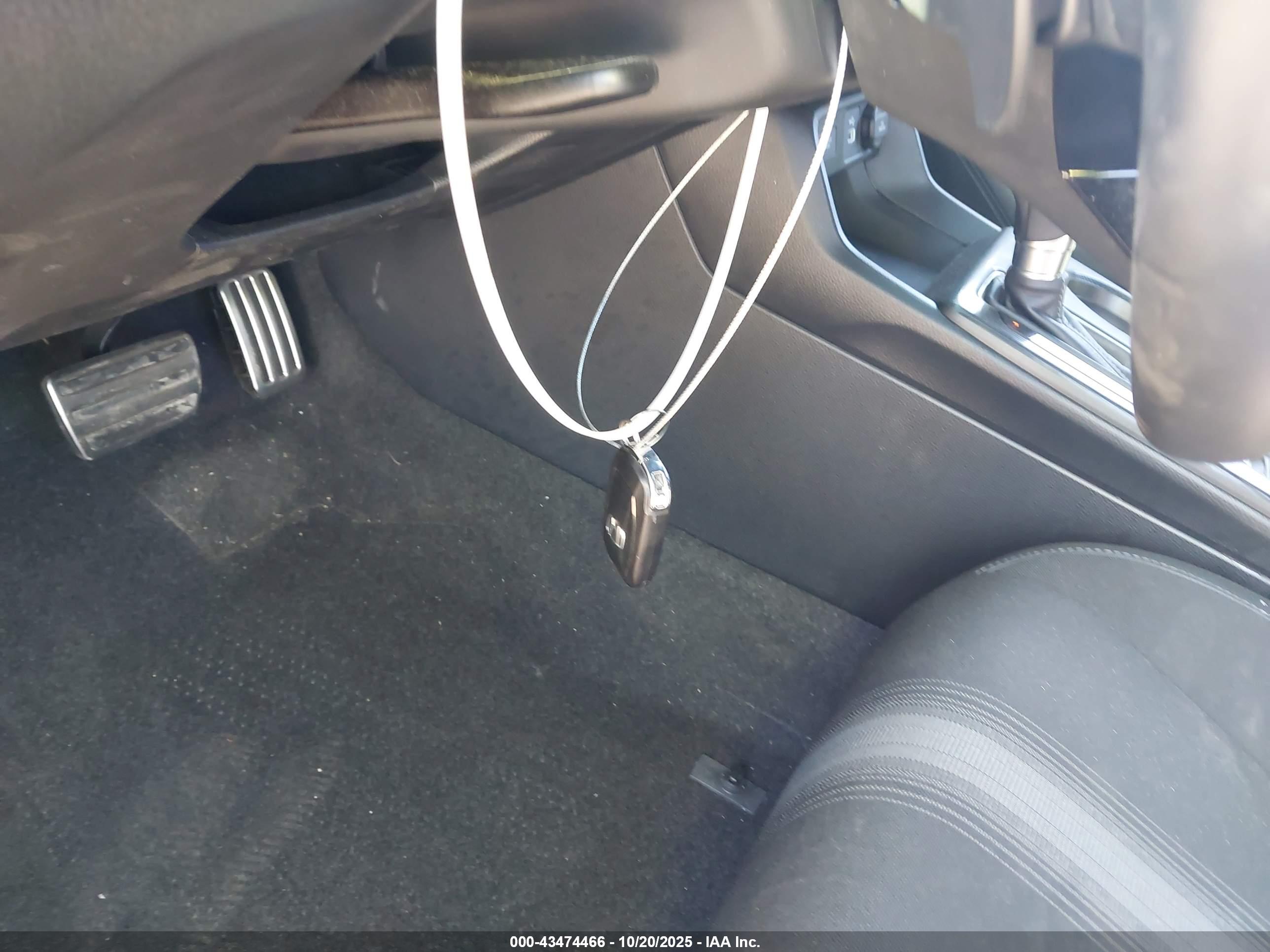 HONDA CIVIC image 11