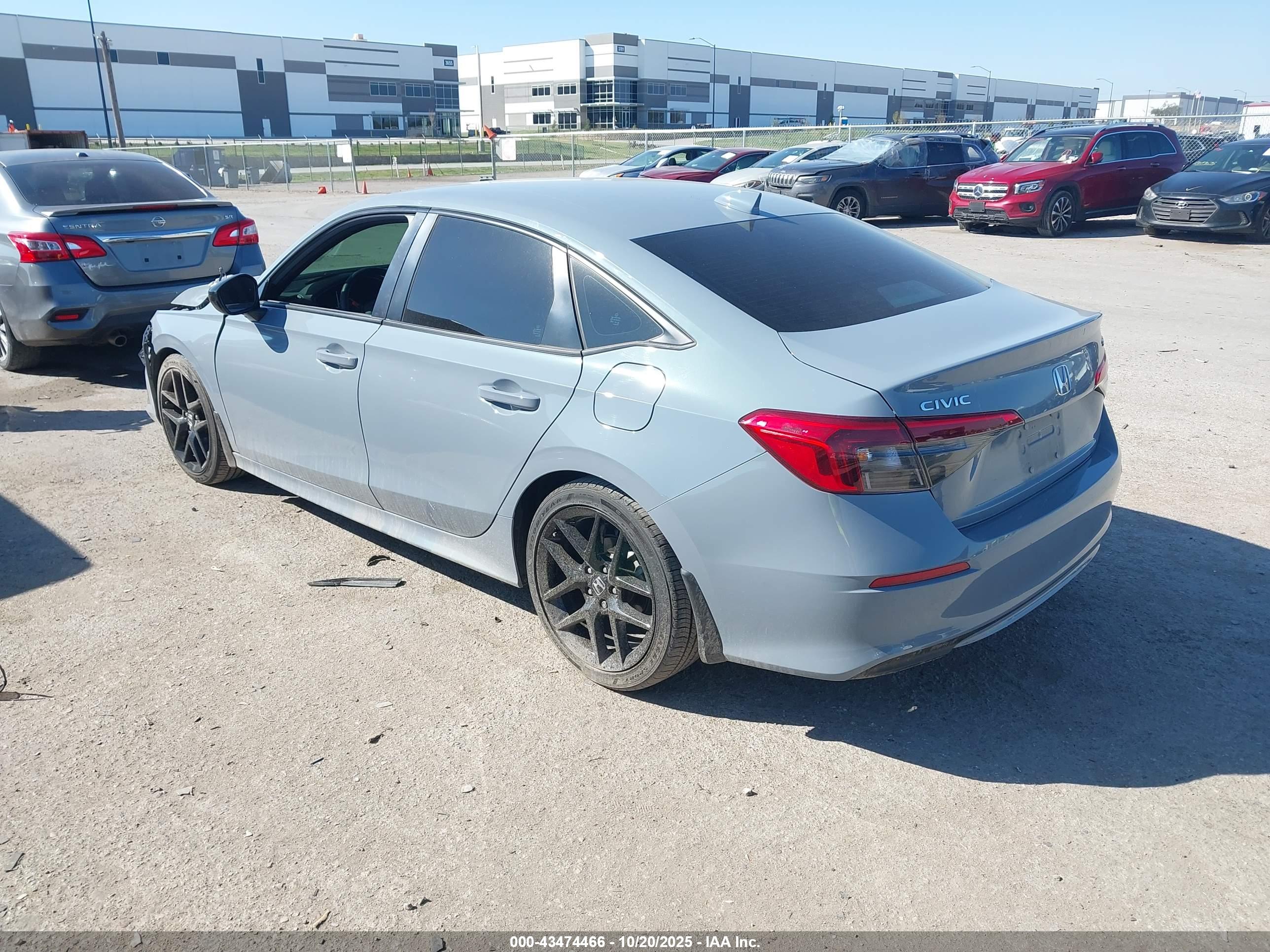 HONDA CIVIC image 3
