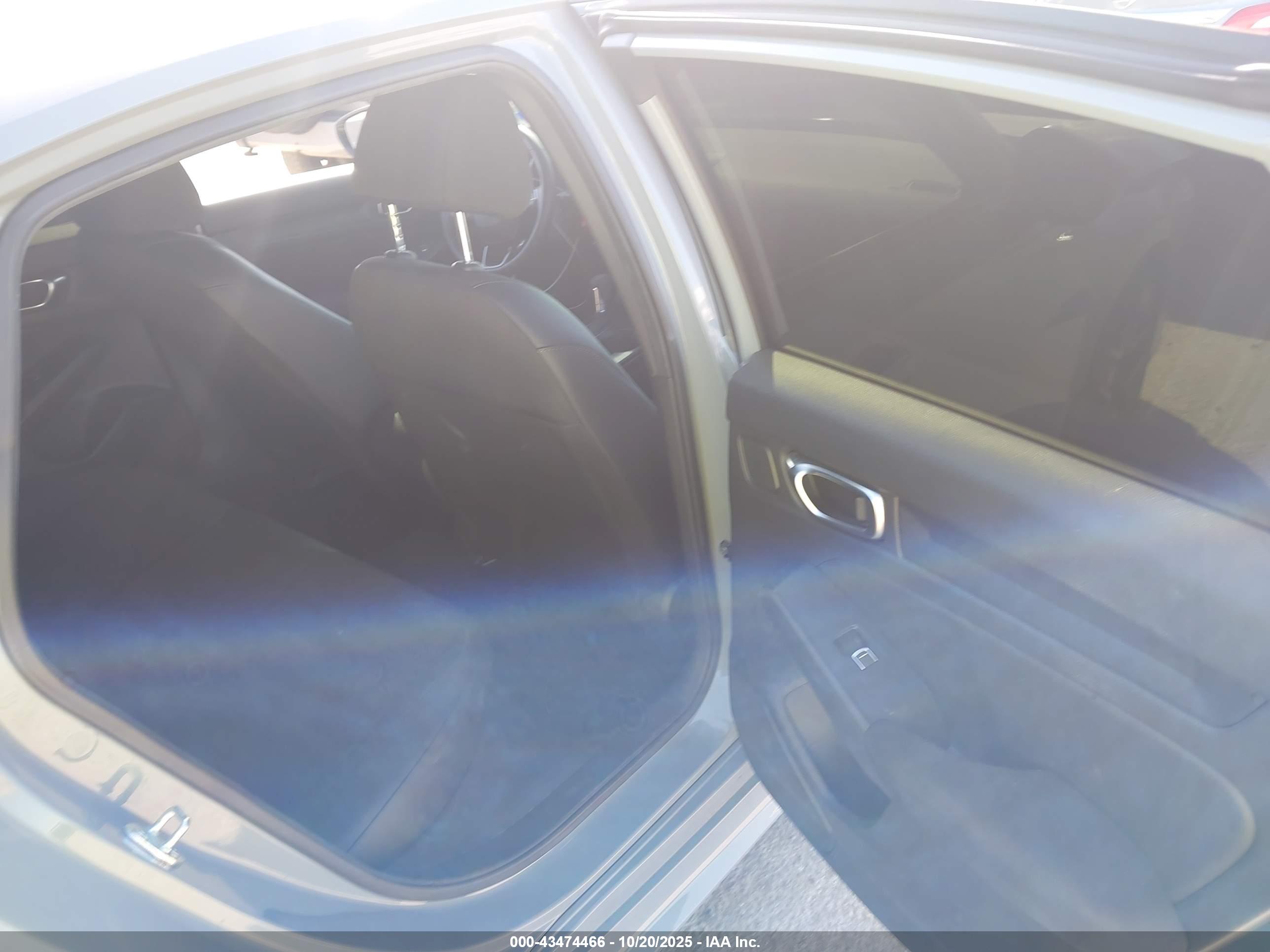 HONDA CIVIC image 8