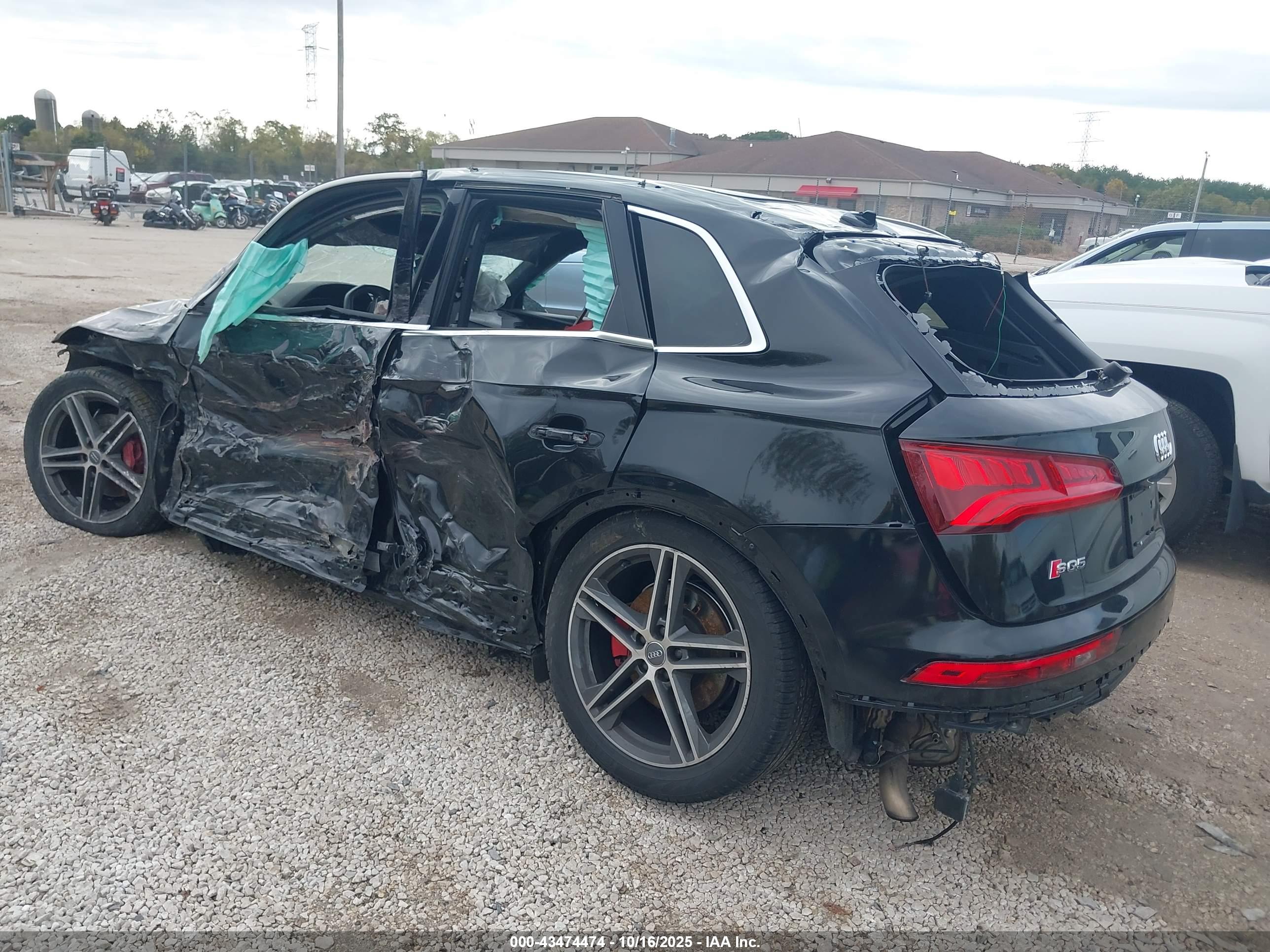 AUDI SQ5 image 3