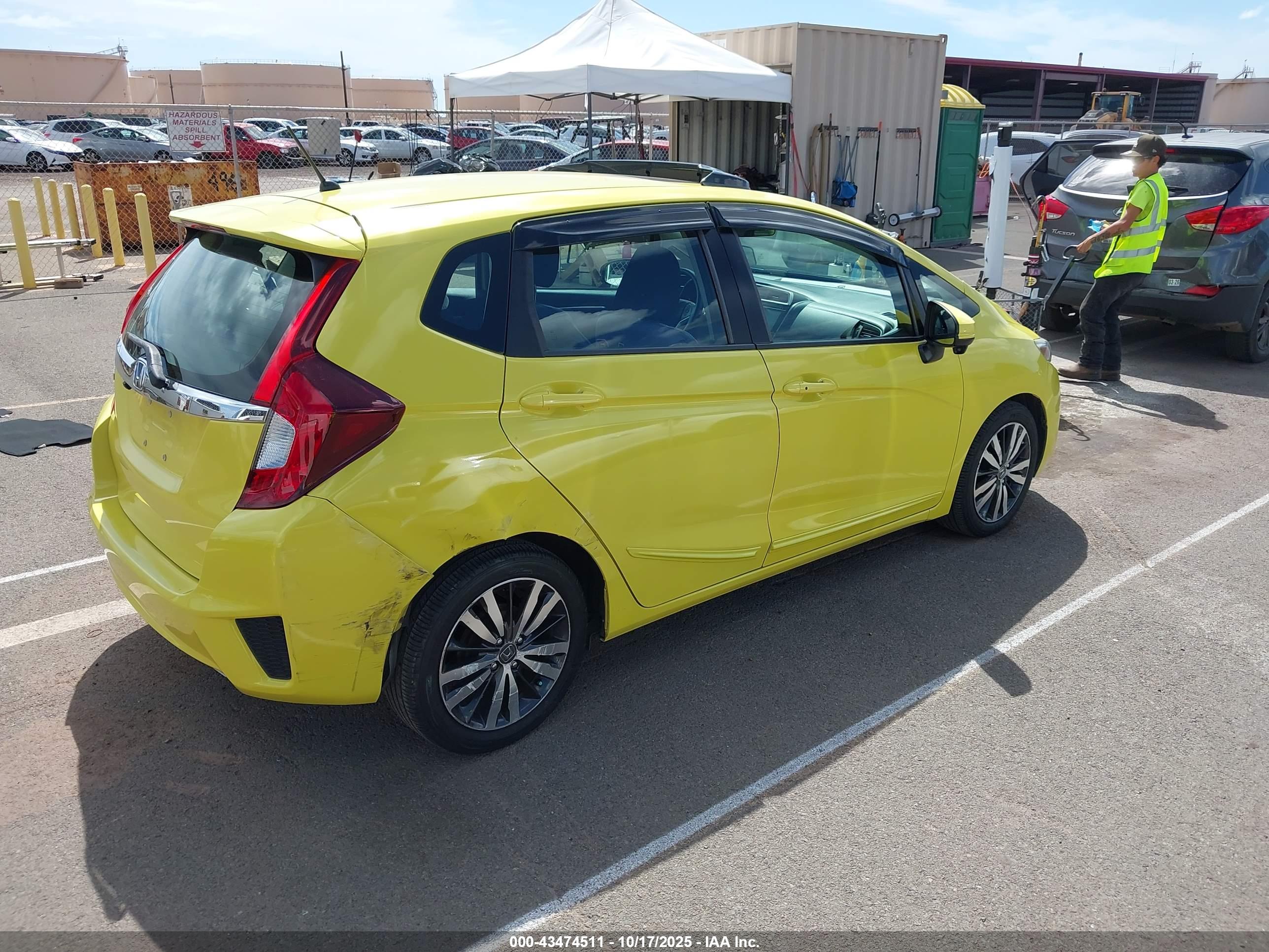 HONDA FIT image 4