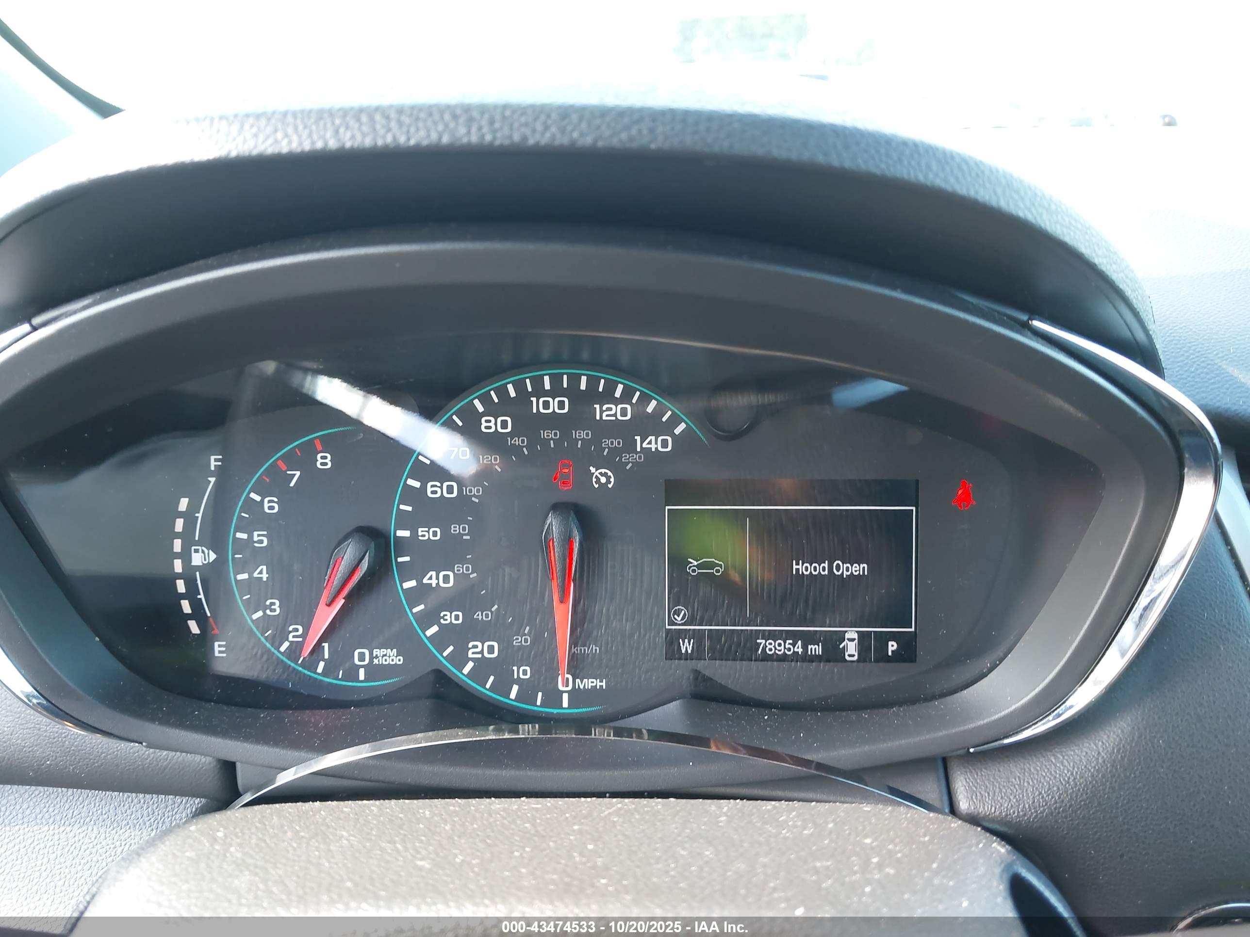 CHEVROLET TRAX image 7