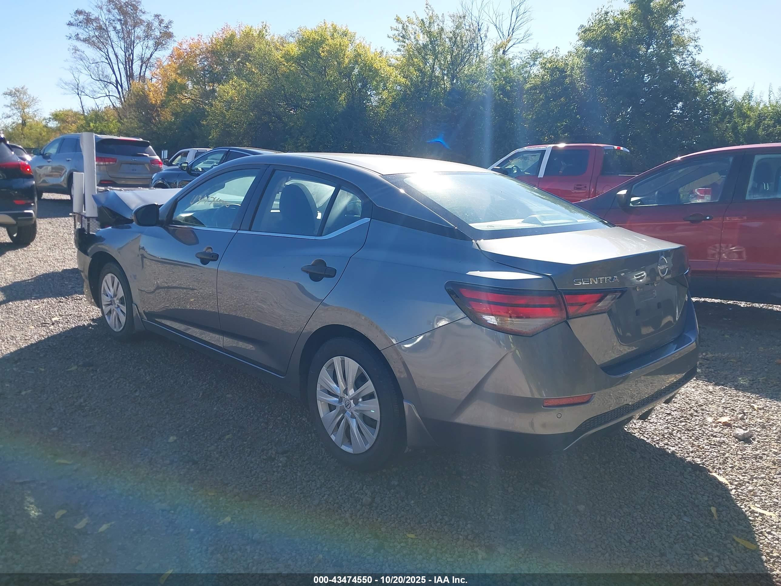 NISSAN SENTRA image 3