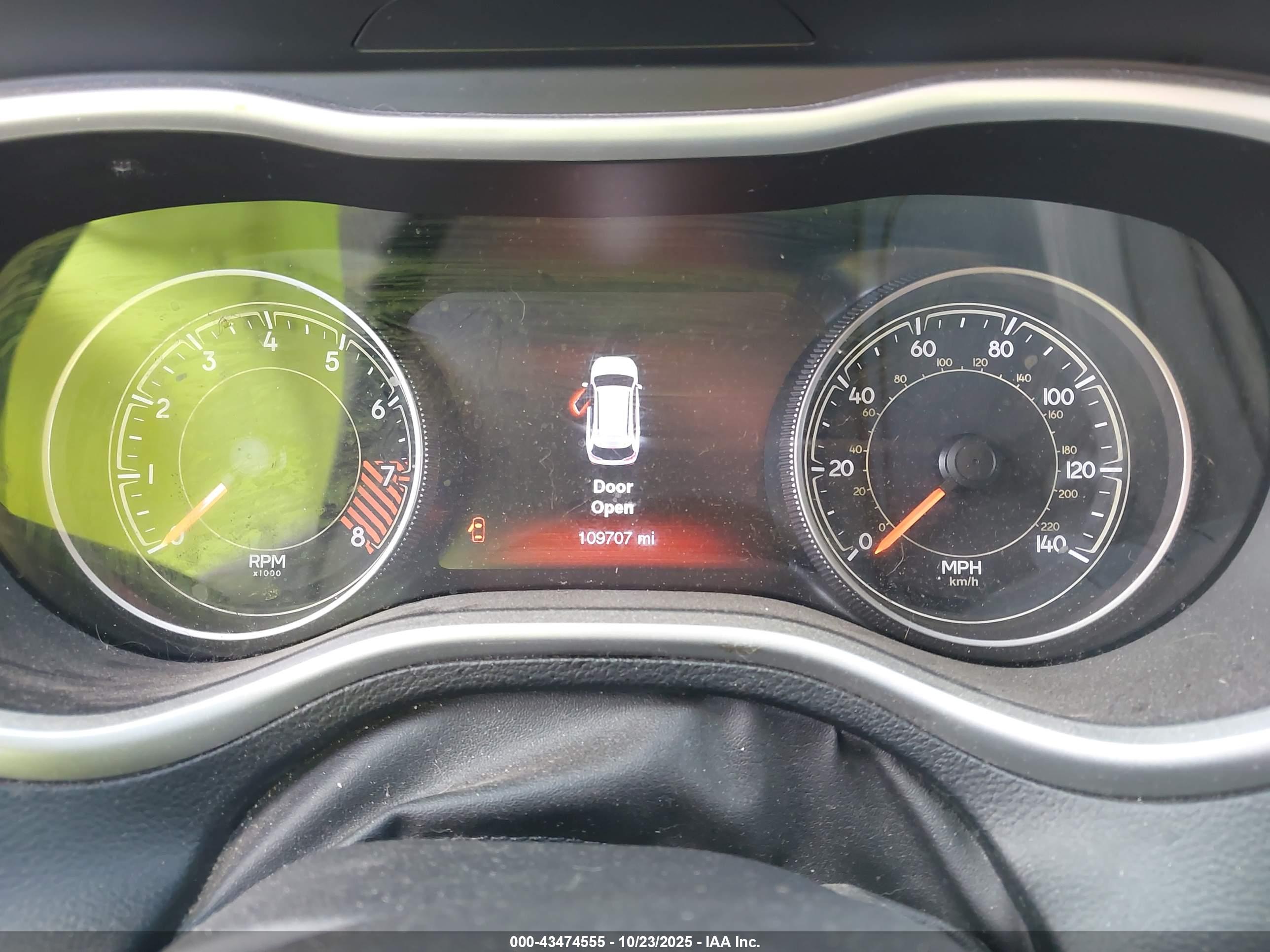 JEEP CHEROKEE image 7
