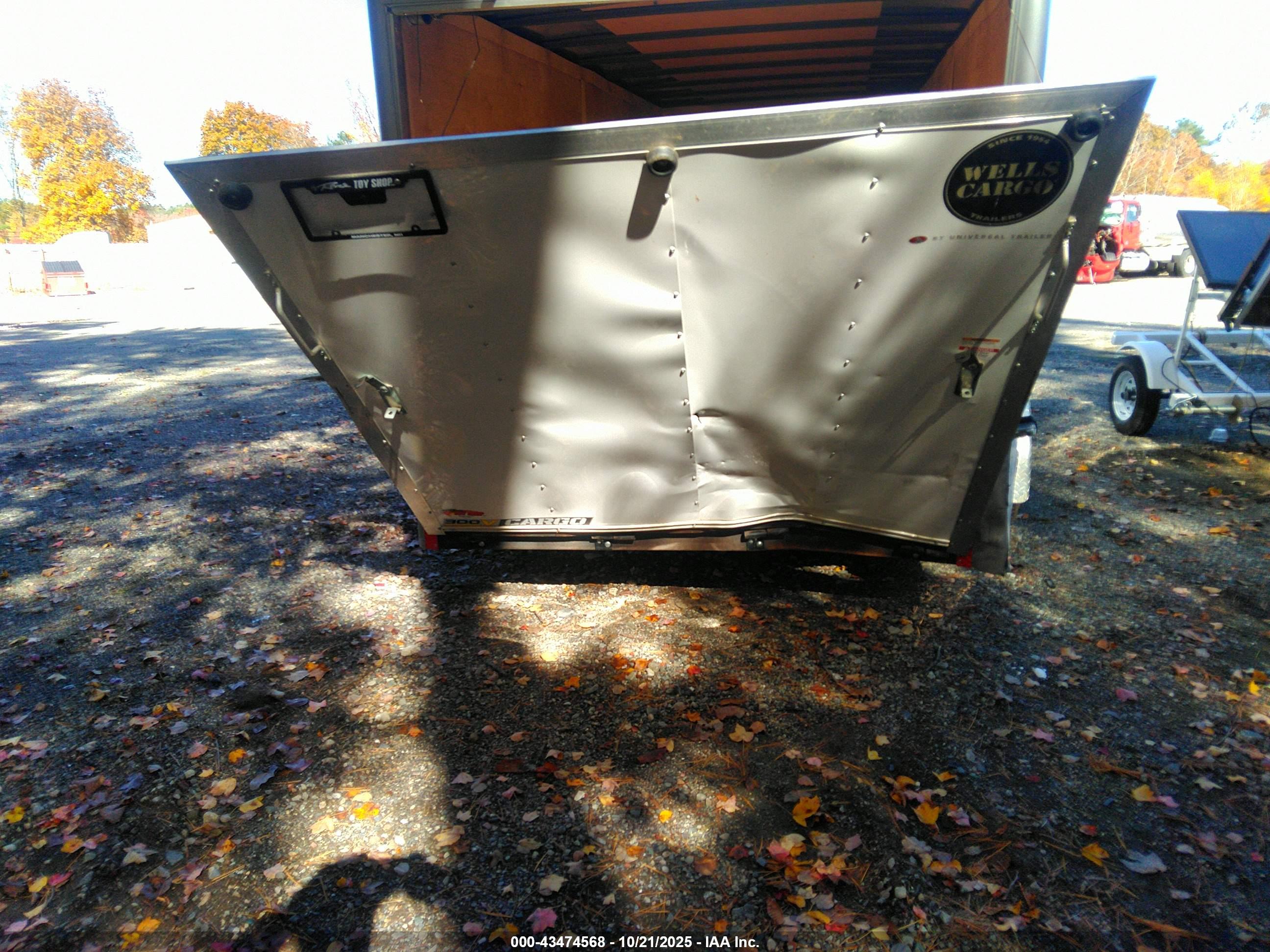 WELLS CARGO image 6