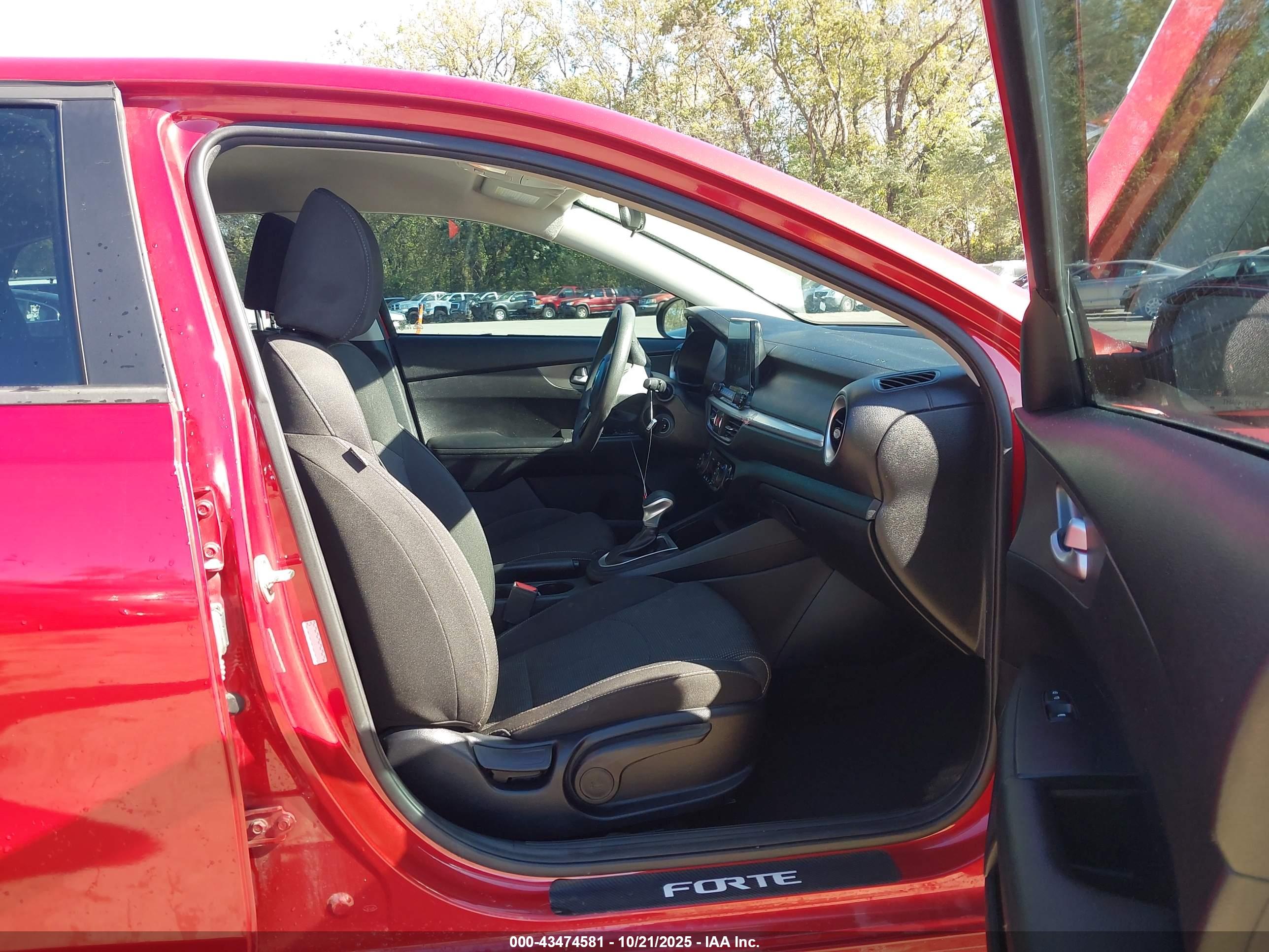 KIA FORTE image 5