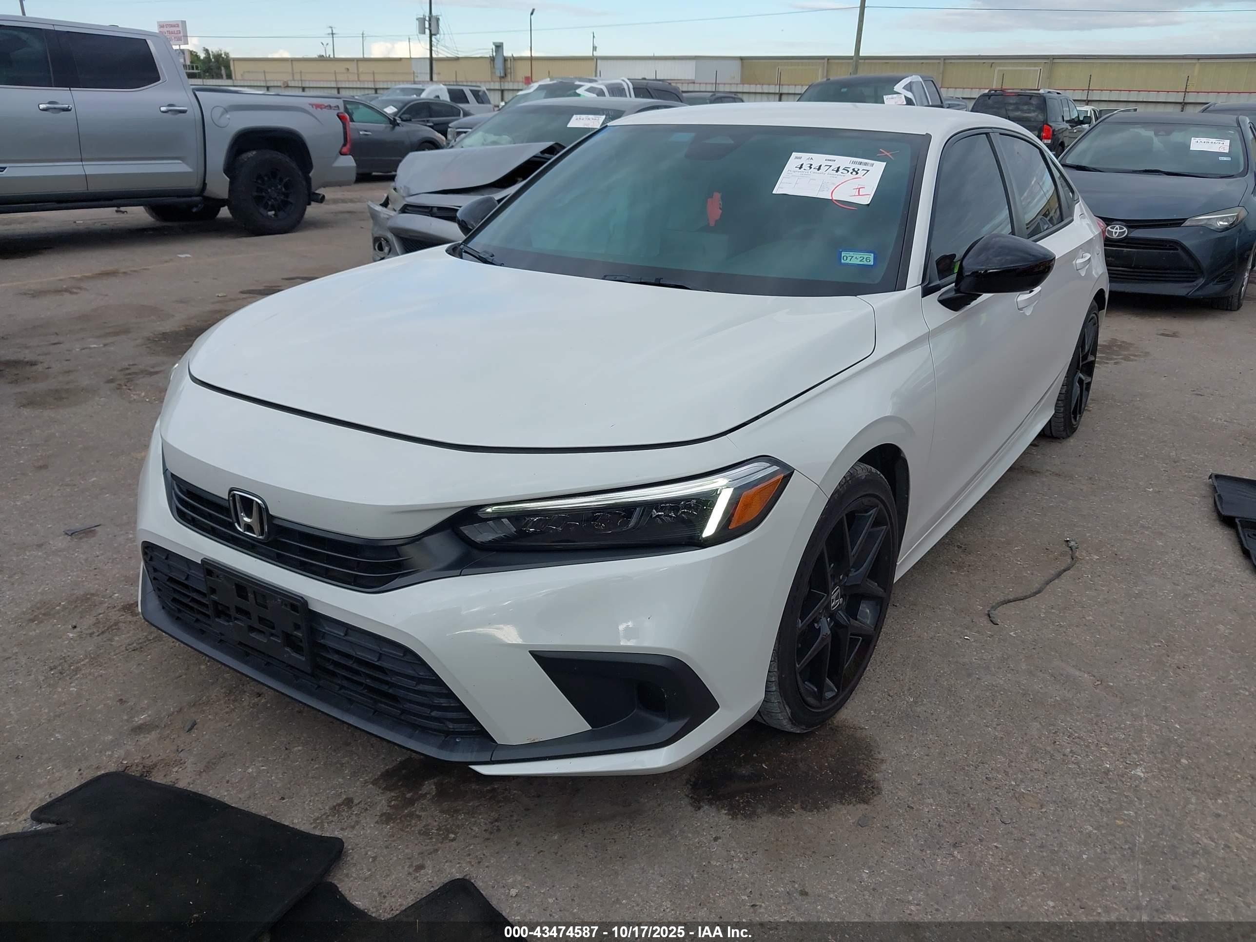 HONDA CIVIC image 2