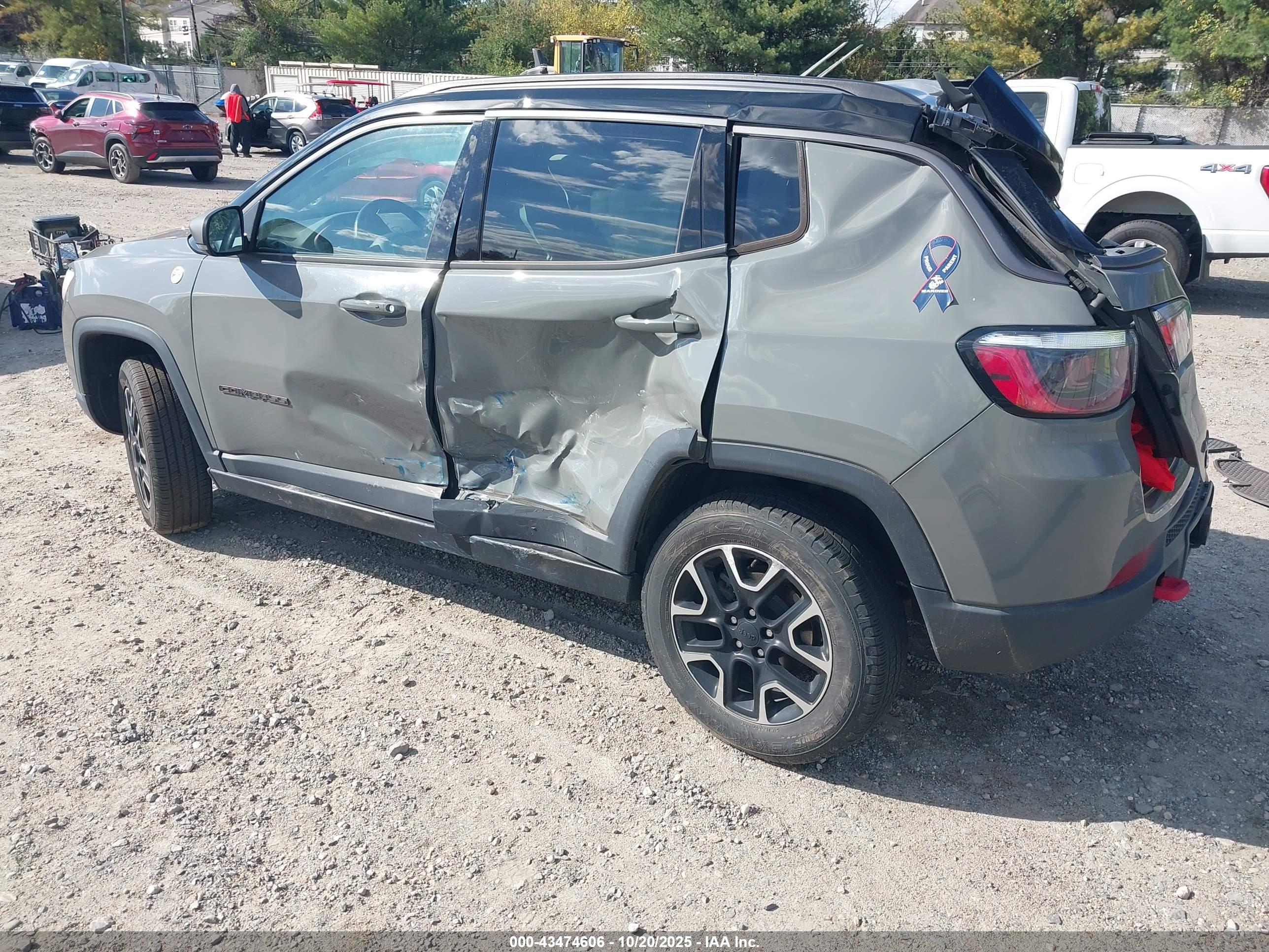 JEEP COMPASS image 3