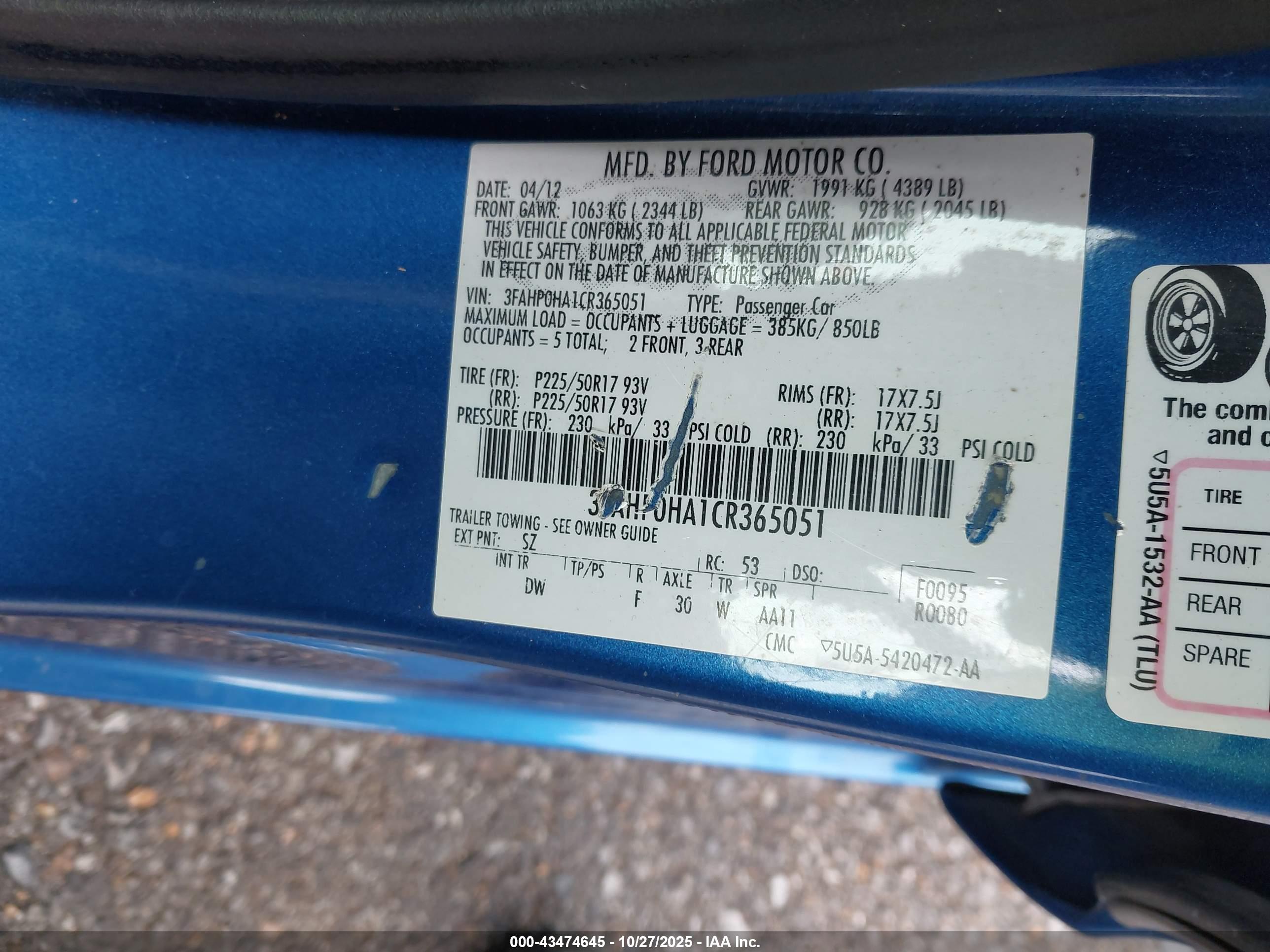 FORD FUSION image 9