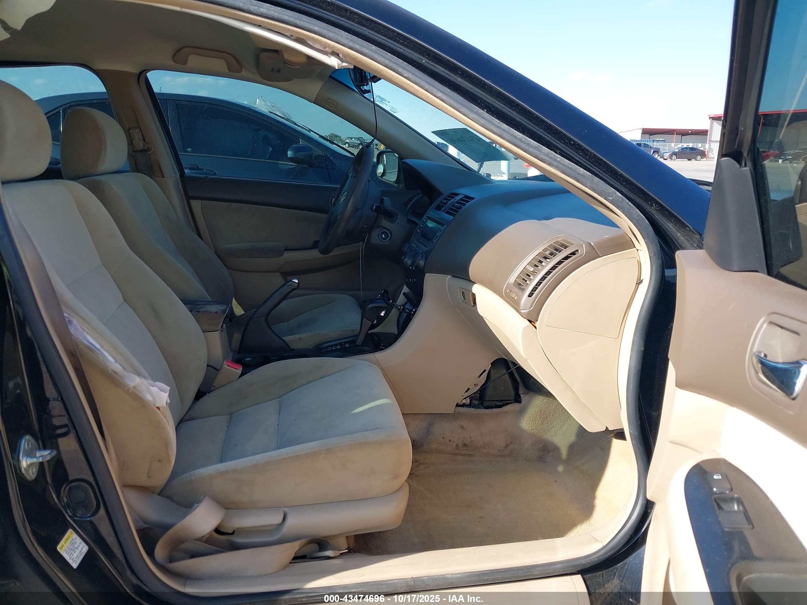 HONDA ACCORD image 5