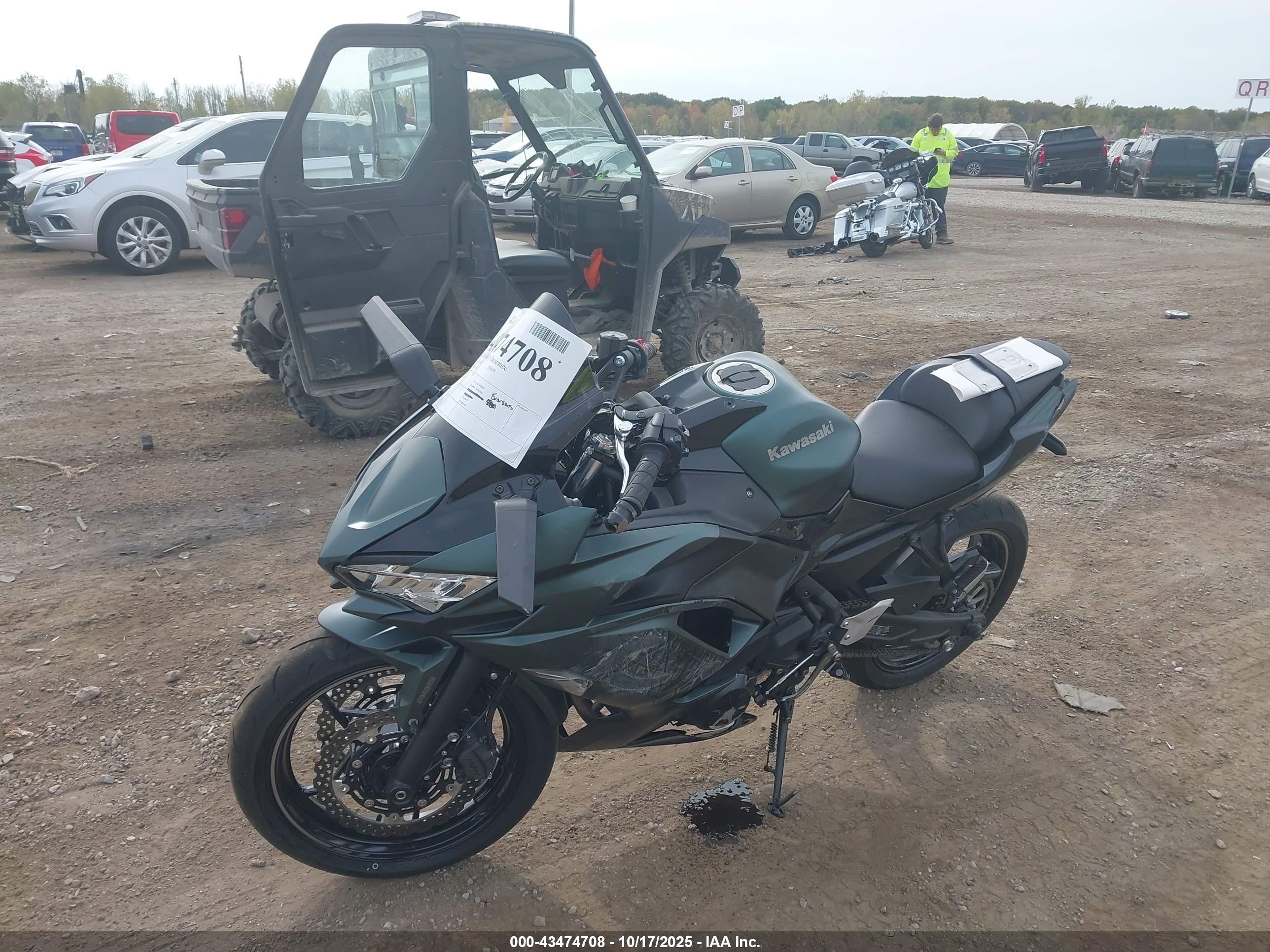 KAWASAKI EX650 image 2