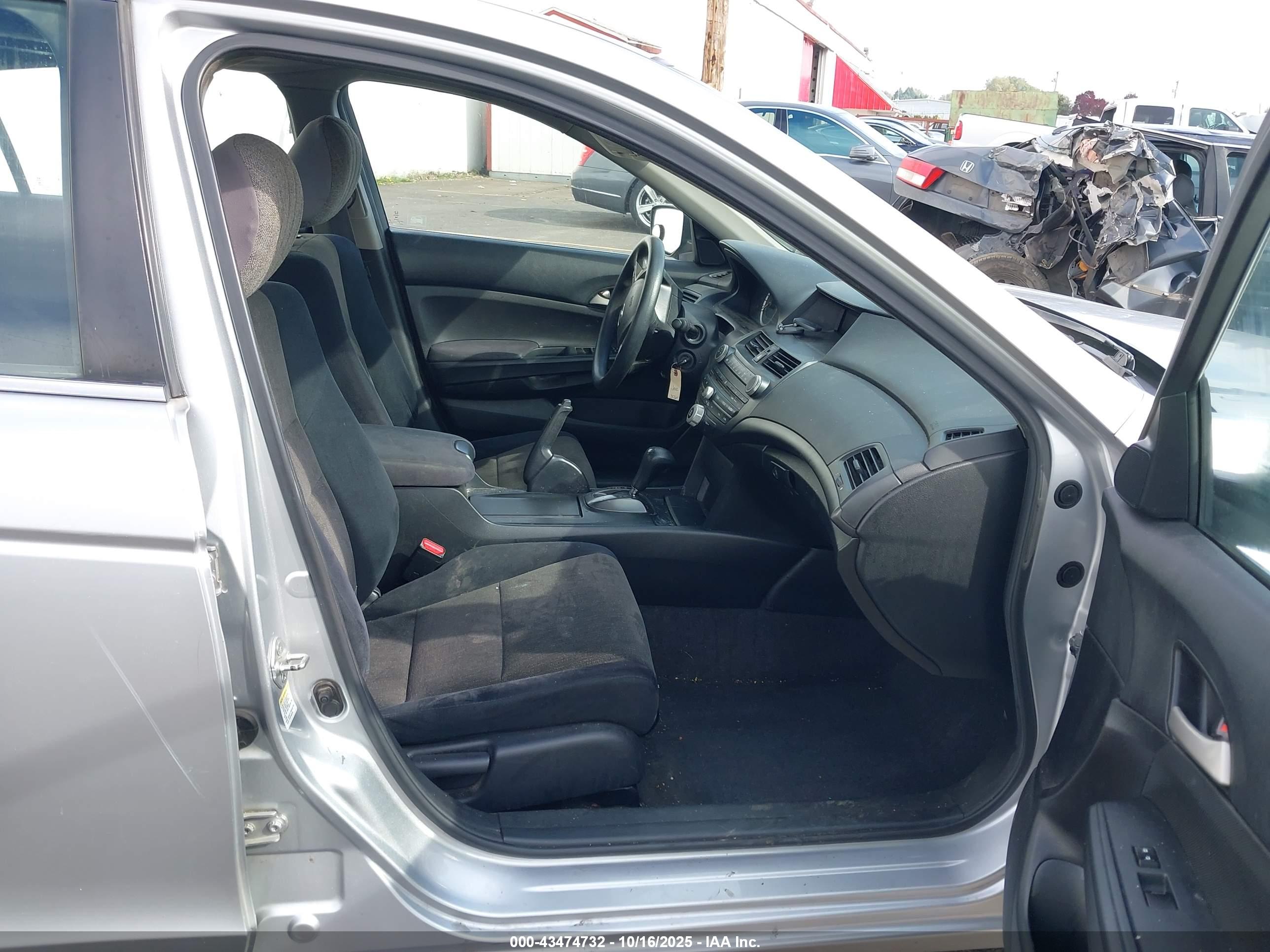 HONDA ACCORD image 5