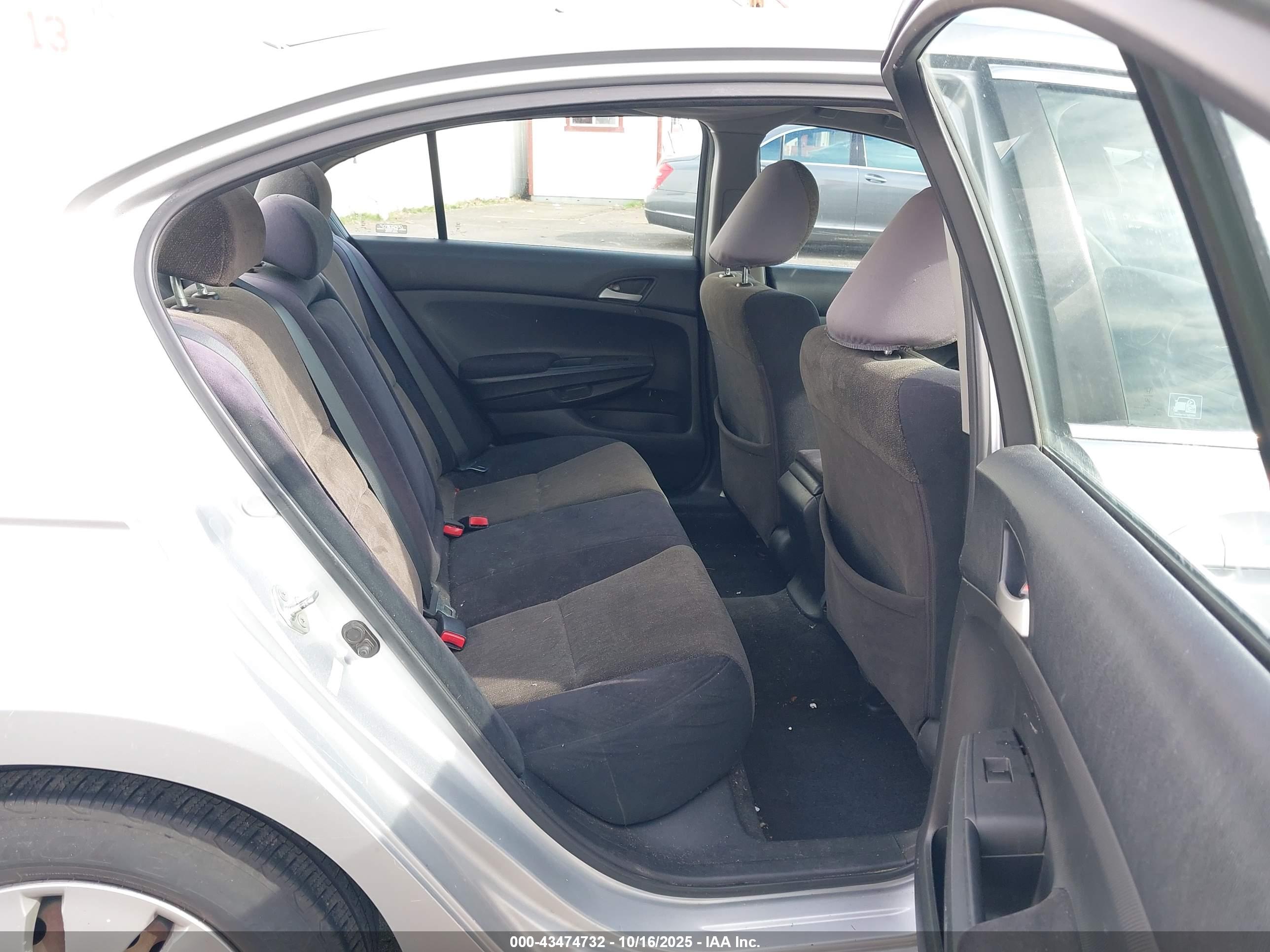 HONDA ACCORD image 8