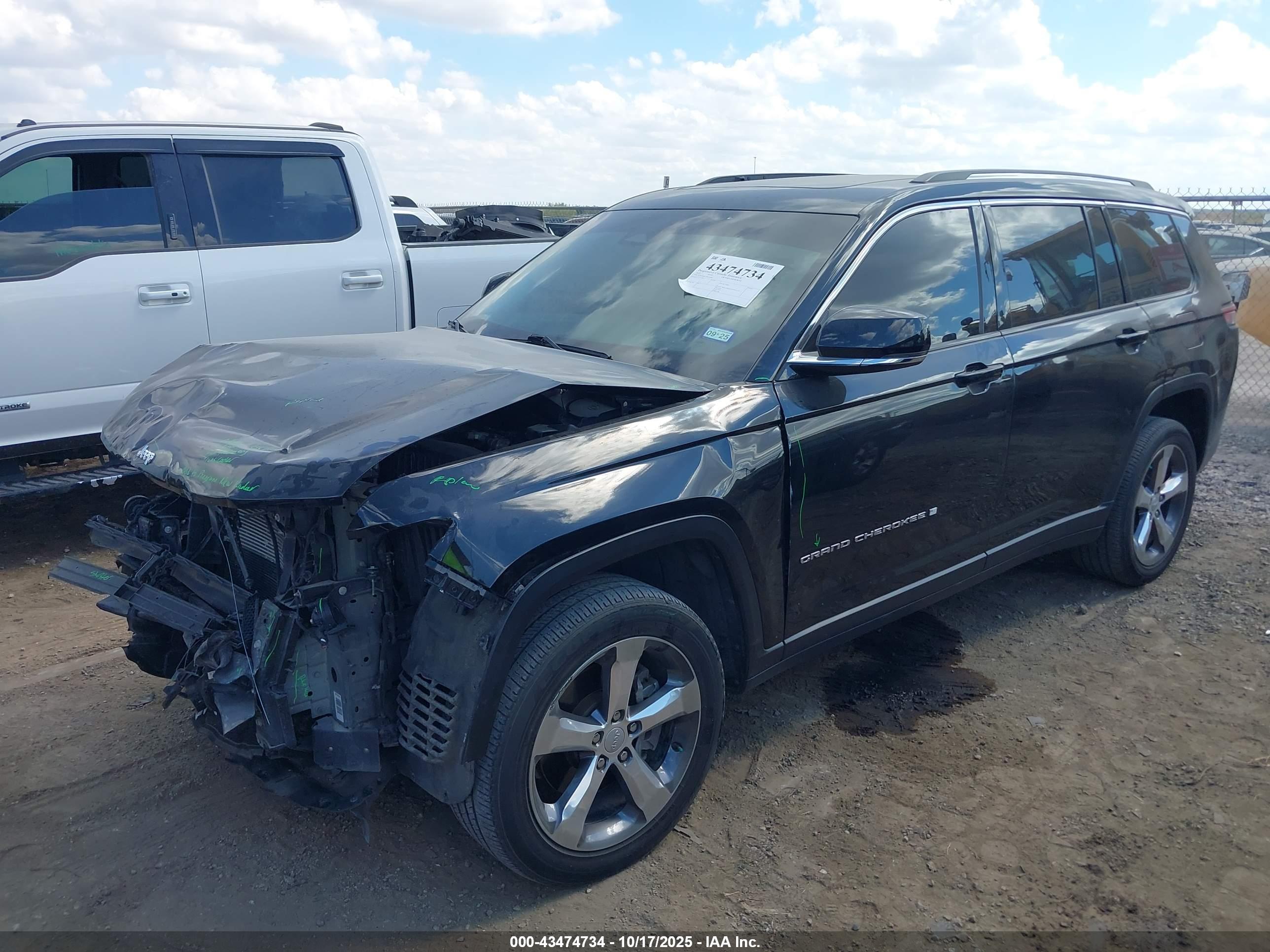 JEEP GRAND image 2