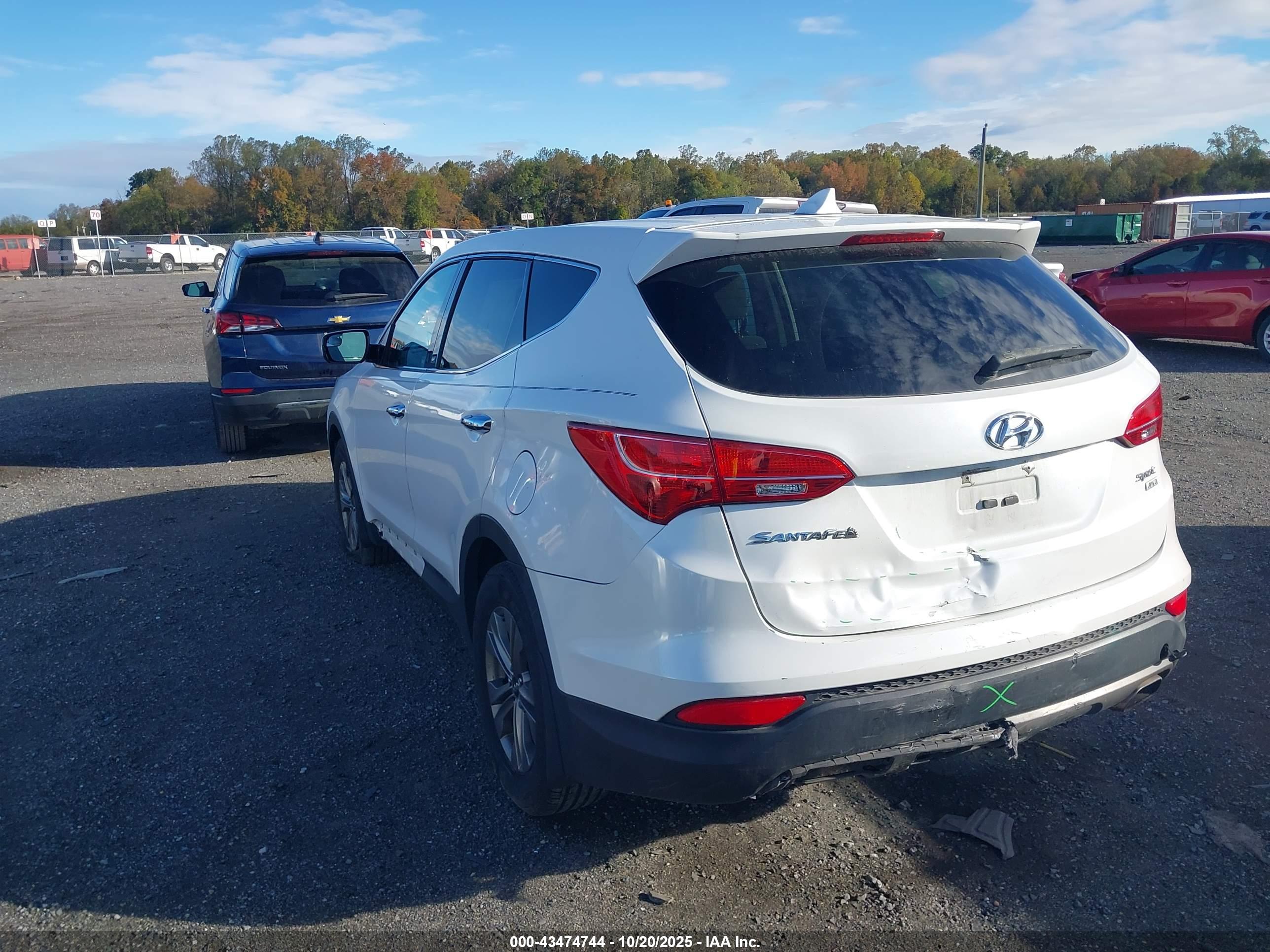 HYUNDAI SANTA image 3