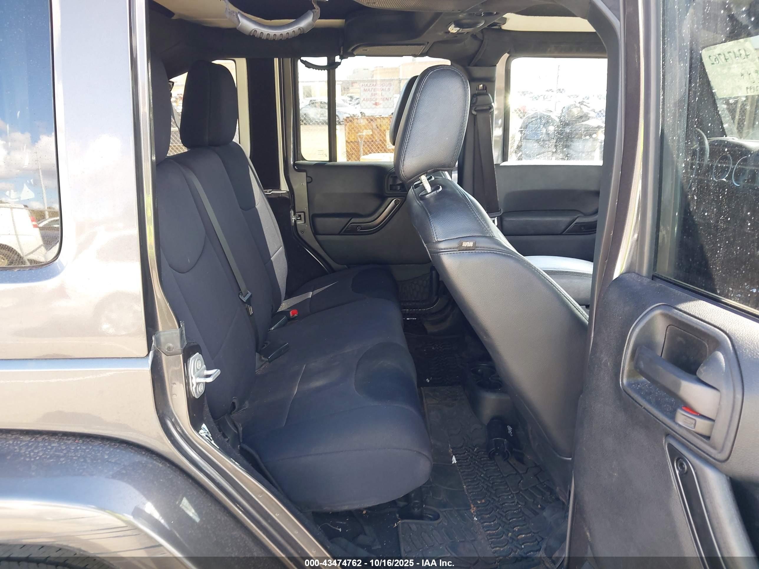 JEEP WRANGLER image 8