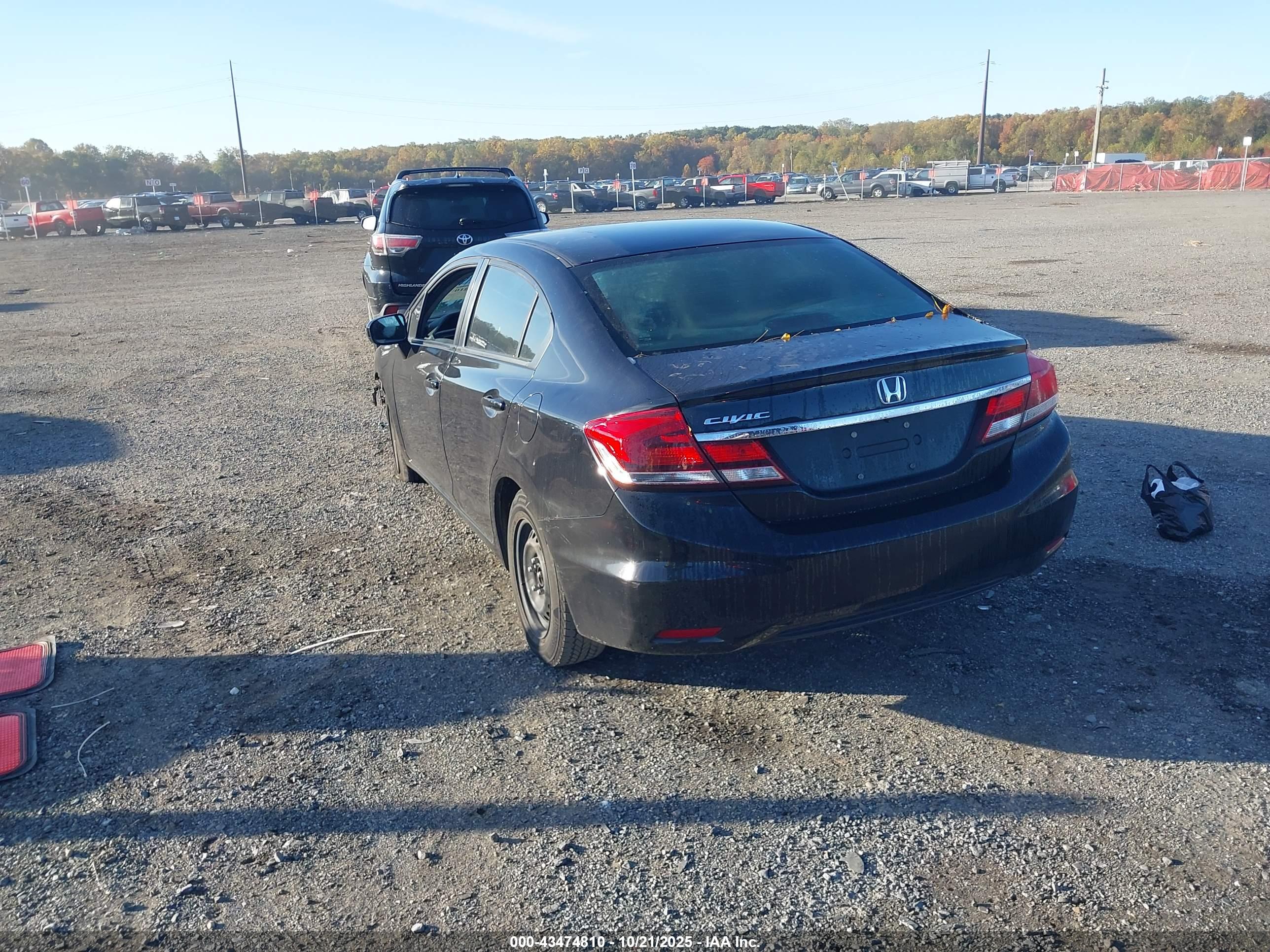 HONDA CIVIC image 3