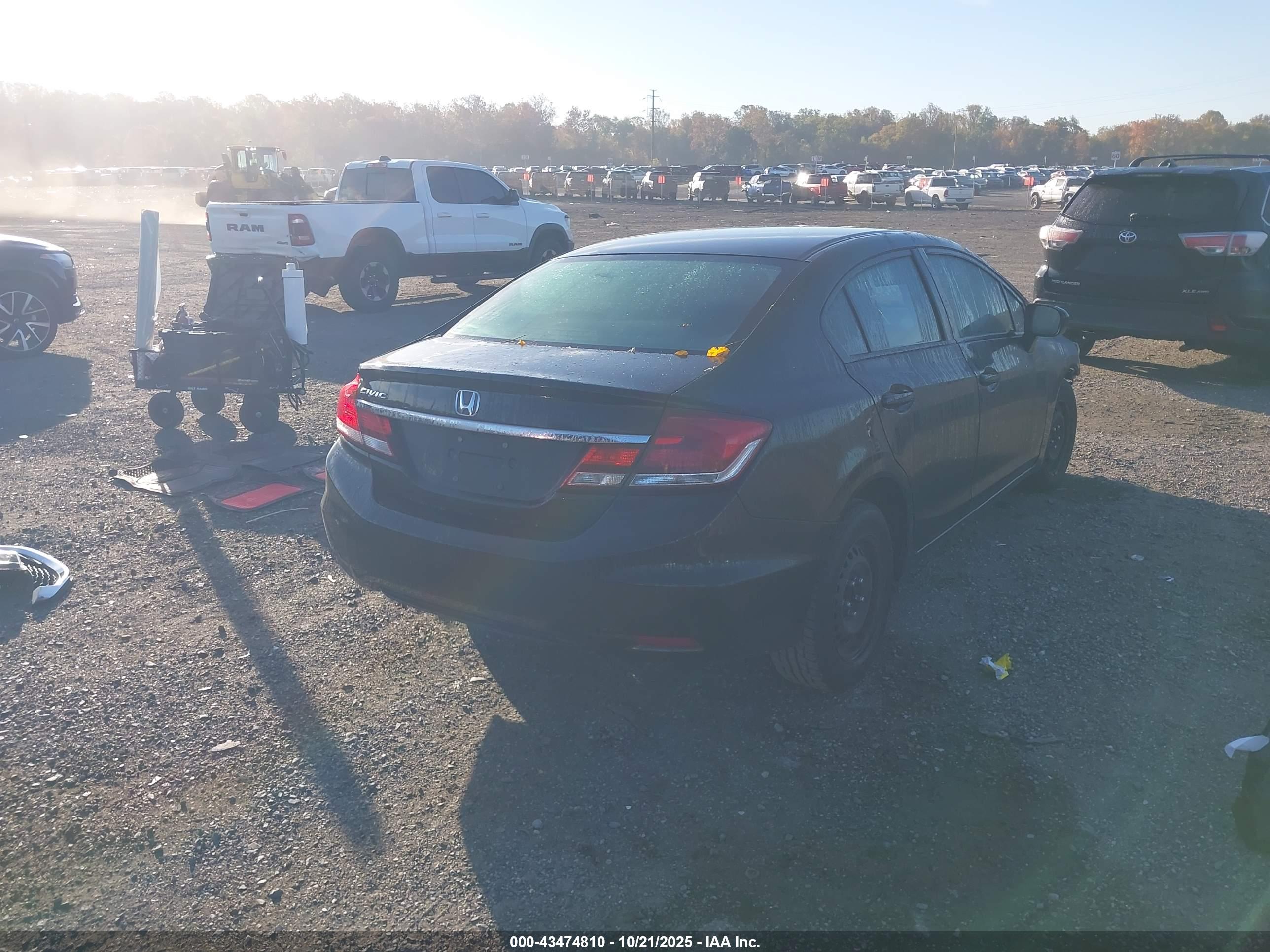 HONDA CIVIC image 4