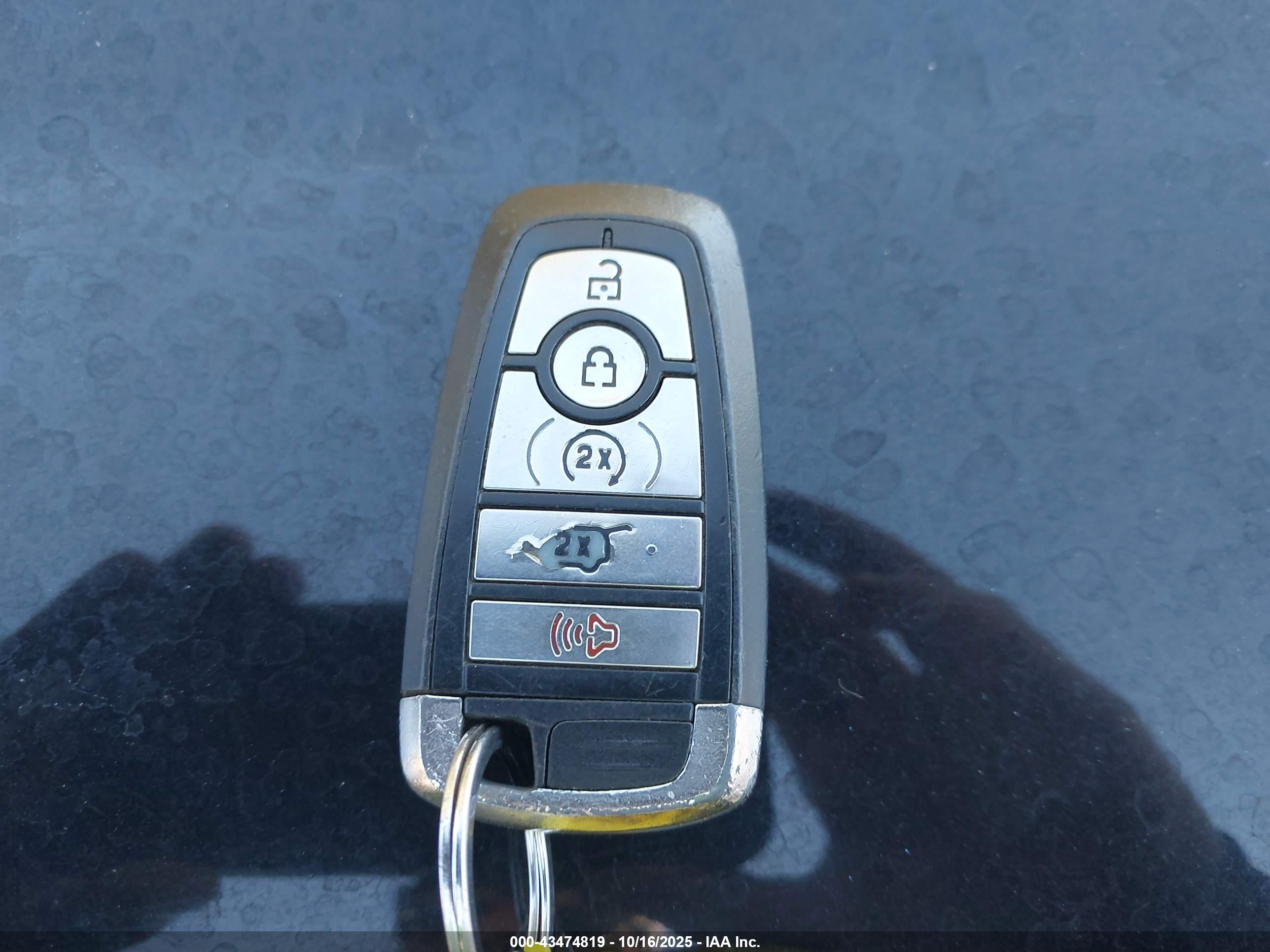 FORD EXPLORER image 11