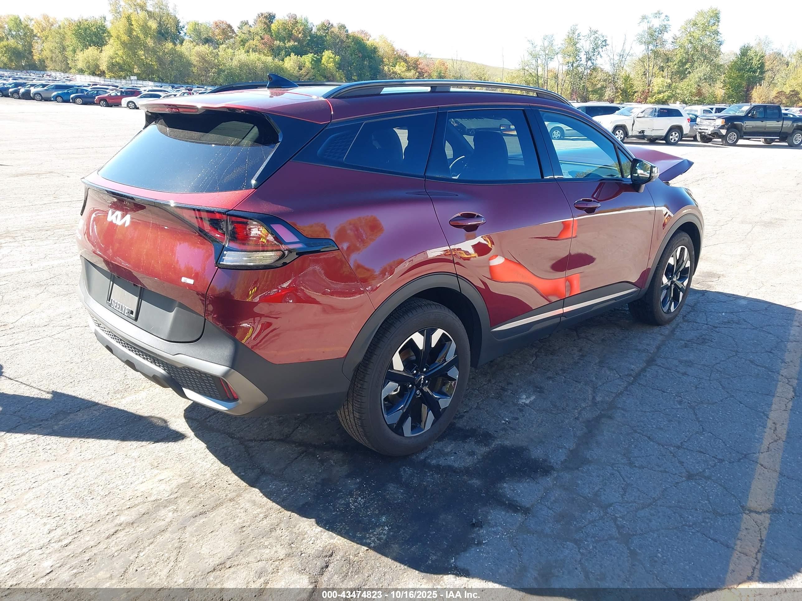 KIA SPORTAGE image 4