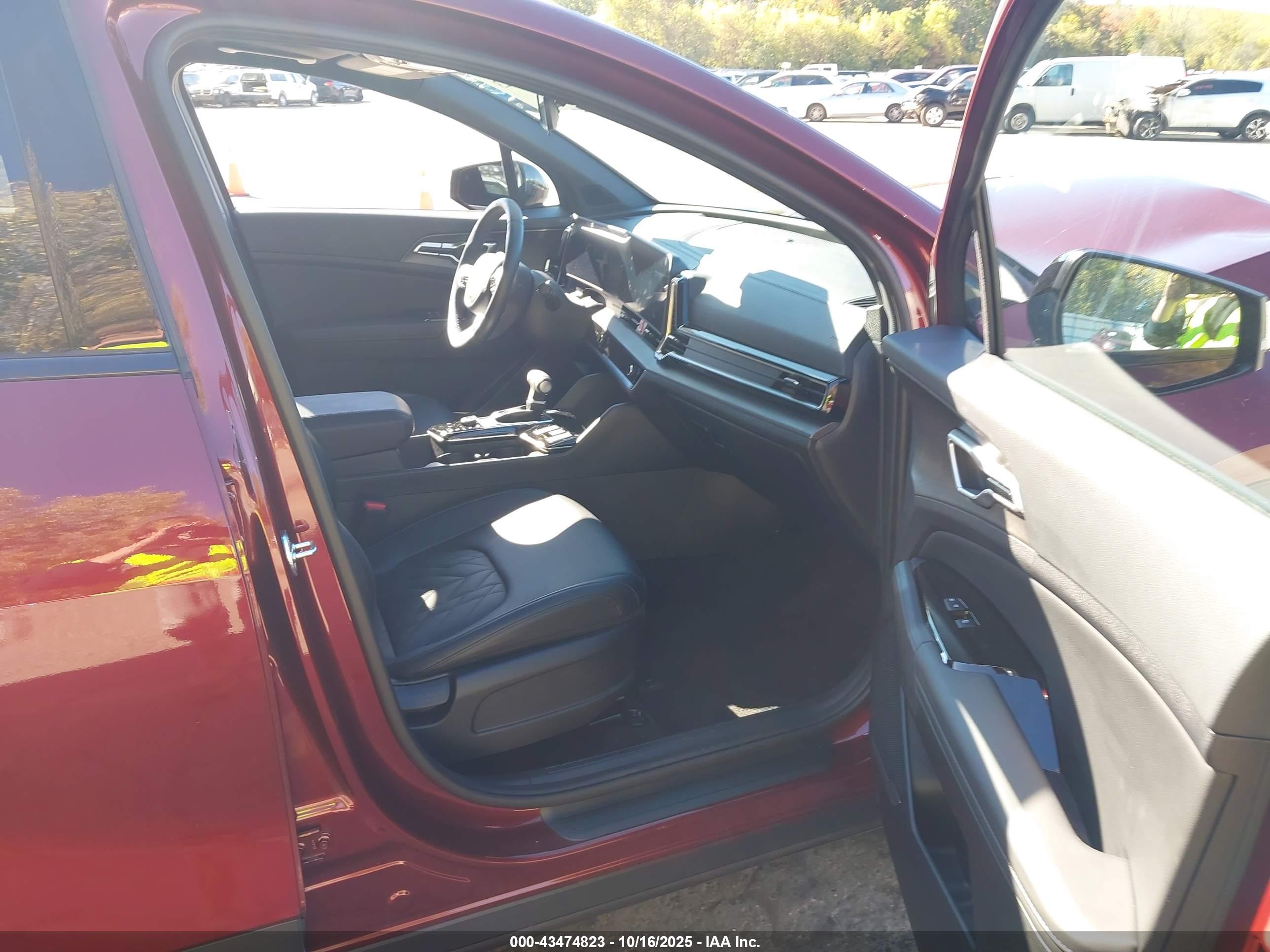 KIA SPORTAGE image 5