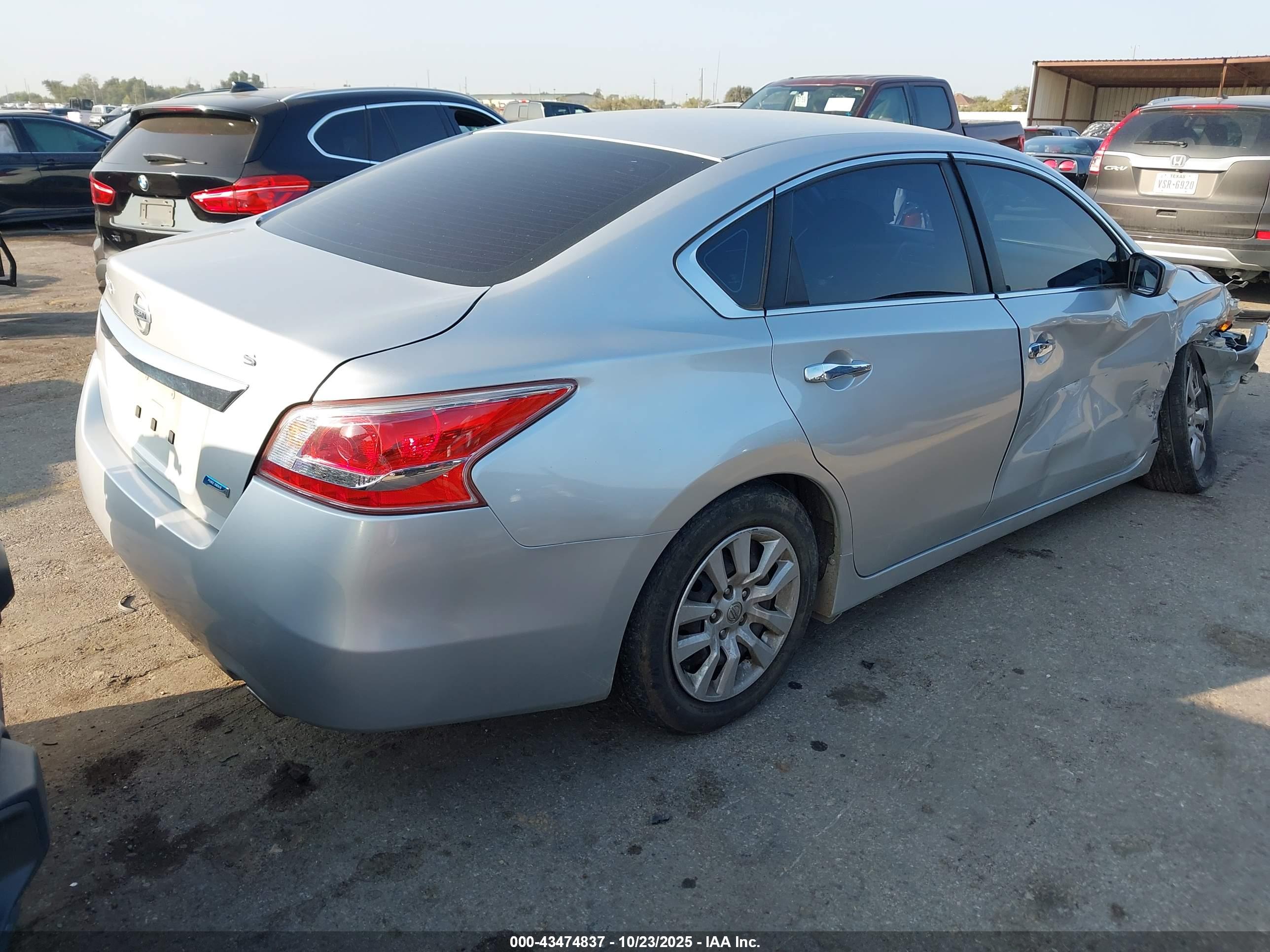NISSAN ALTIMA image 4