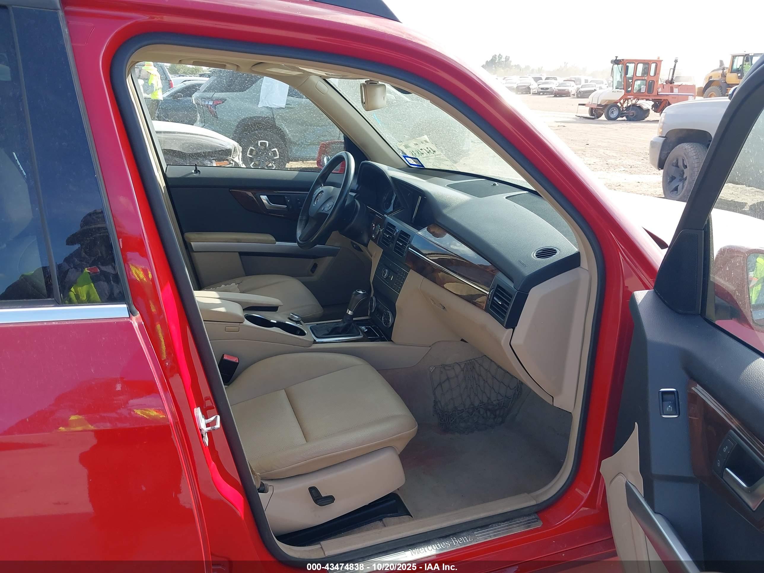 MERCEDES-BENZ GLK image 5