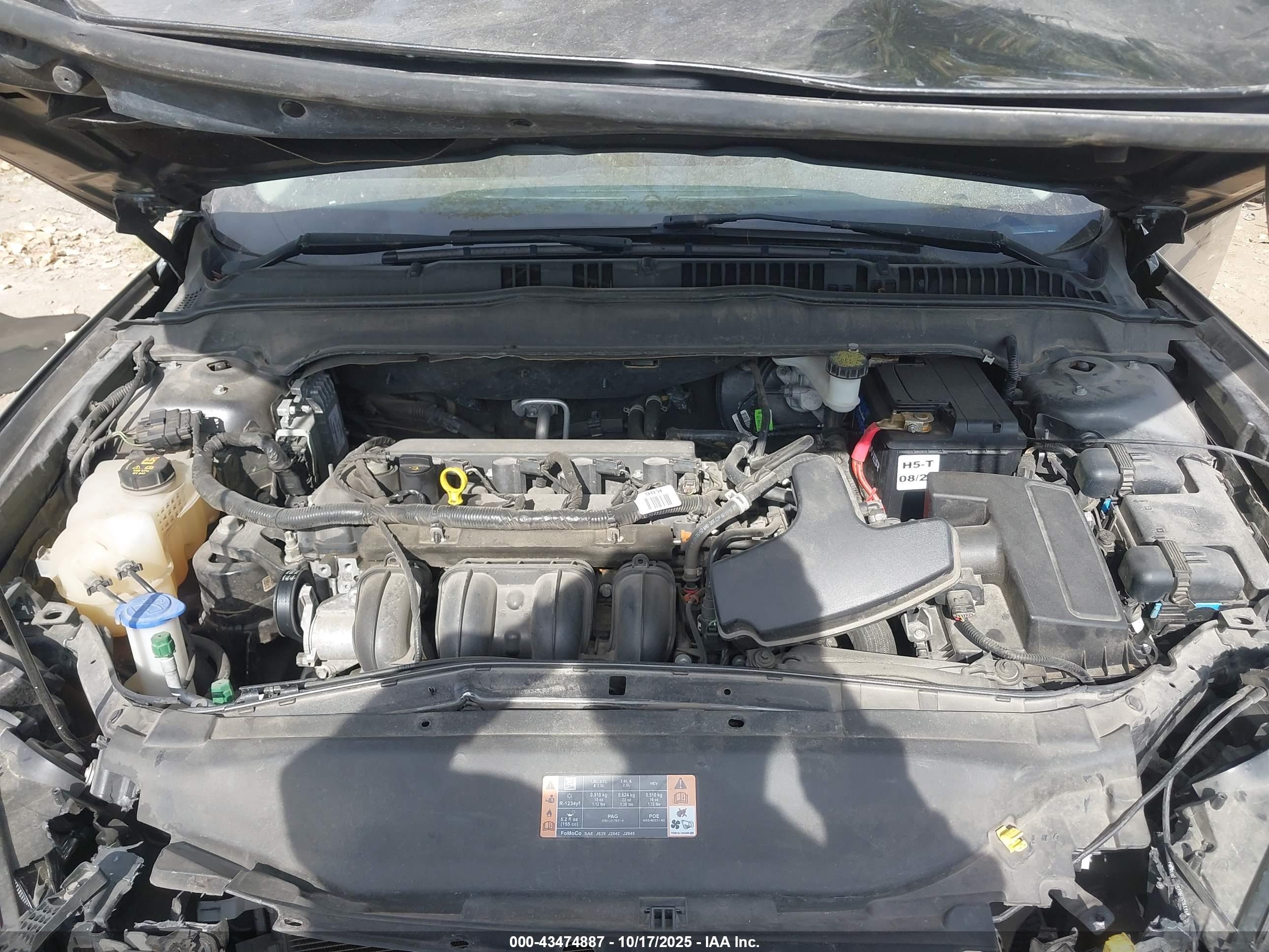 FORD FUSION image 10