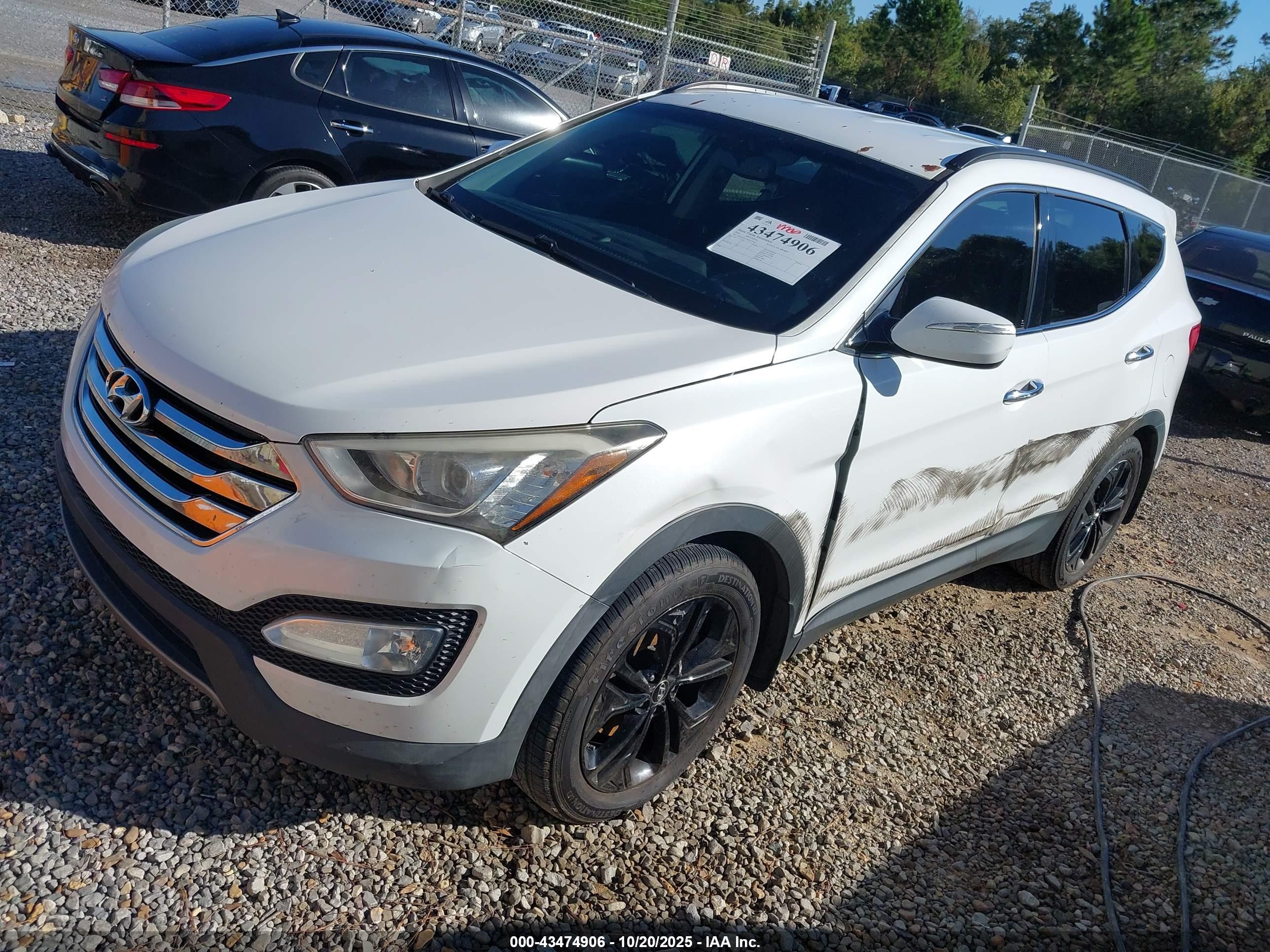 HYUNDAI SANTA image 2
