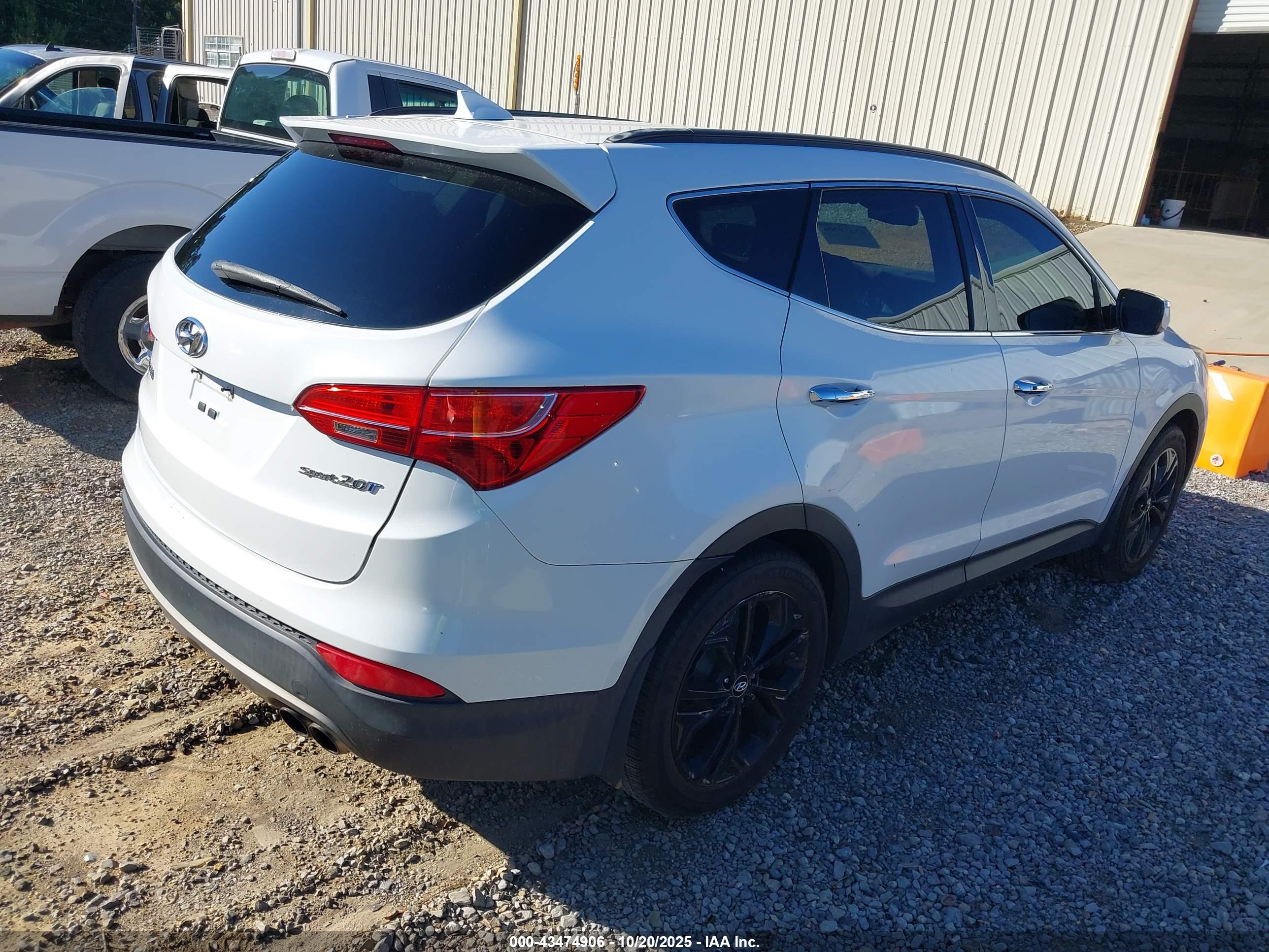 HYUNDAI SANTA image 4