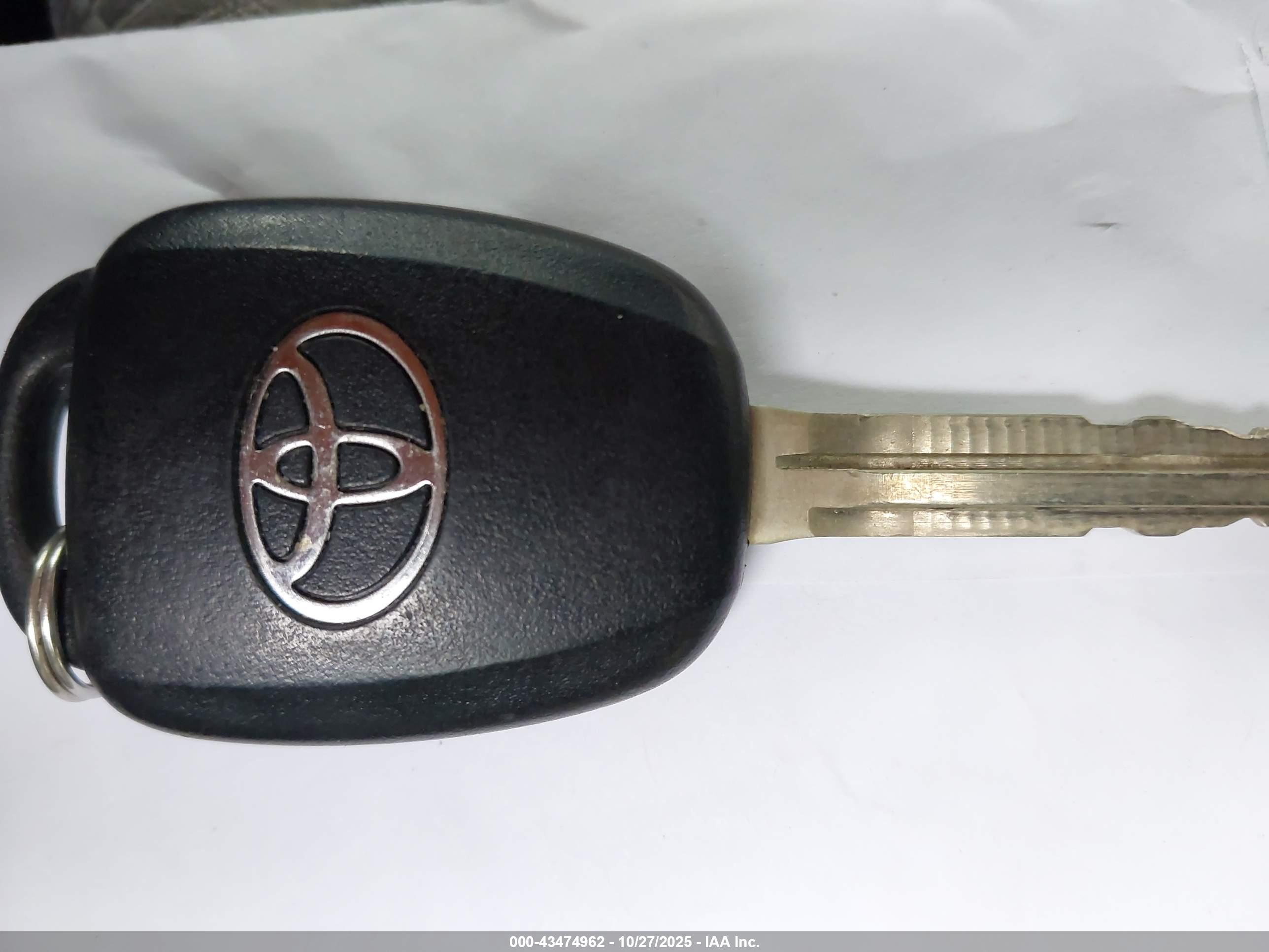 TOYOTA HIGHLANDER image 11