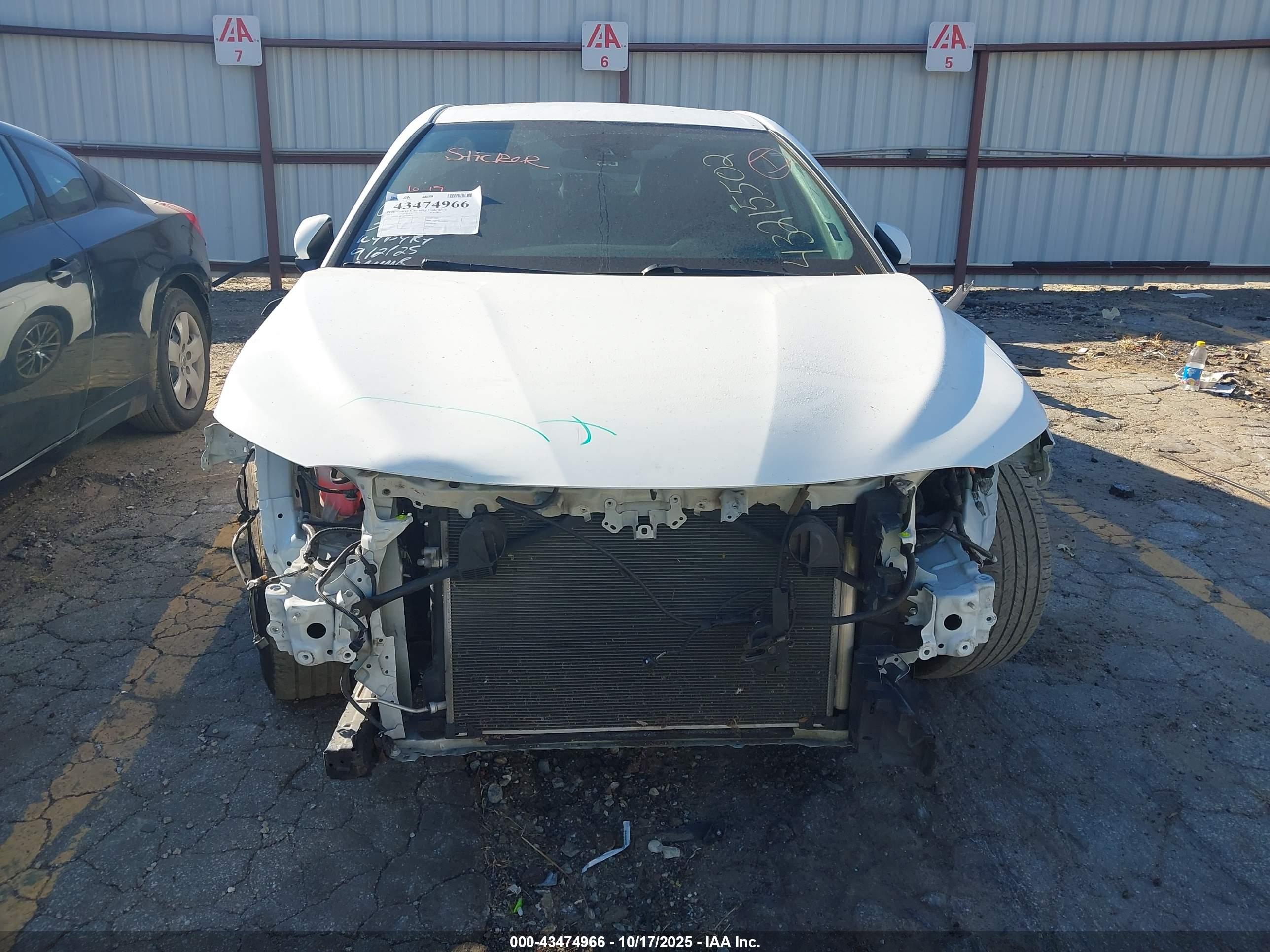 TOYOTA CAMRY image 6