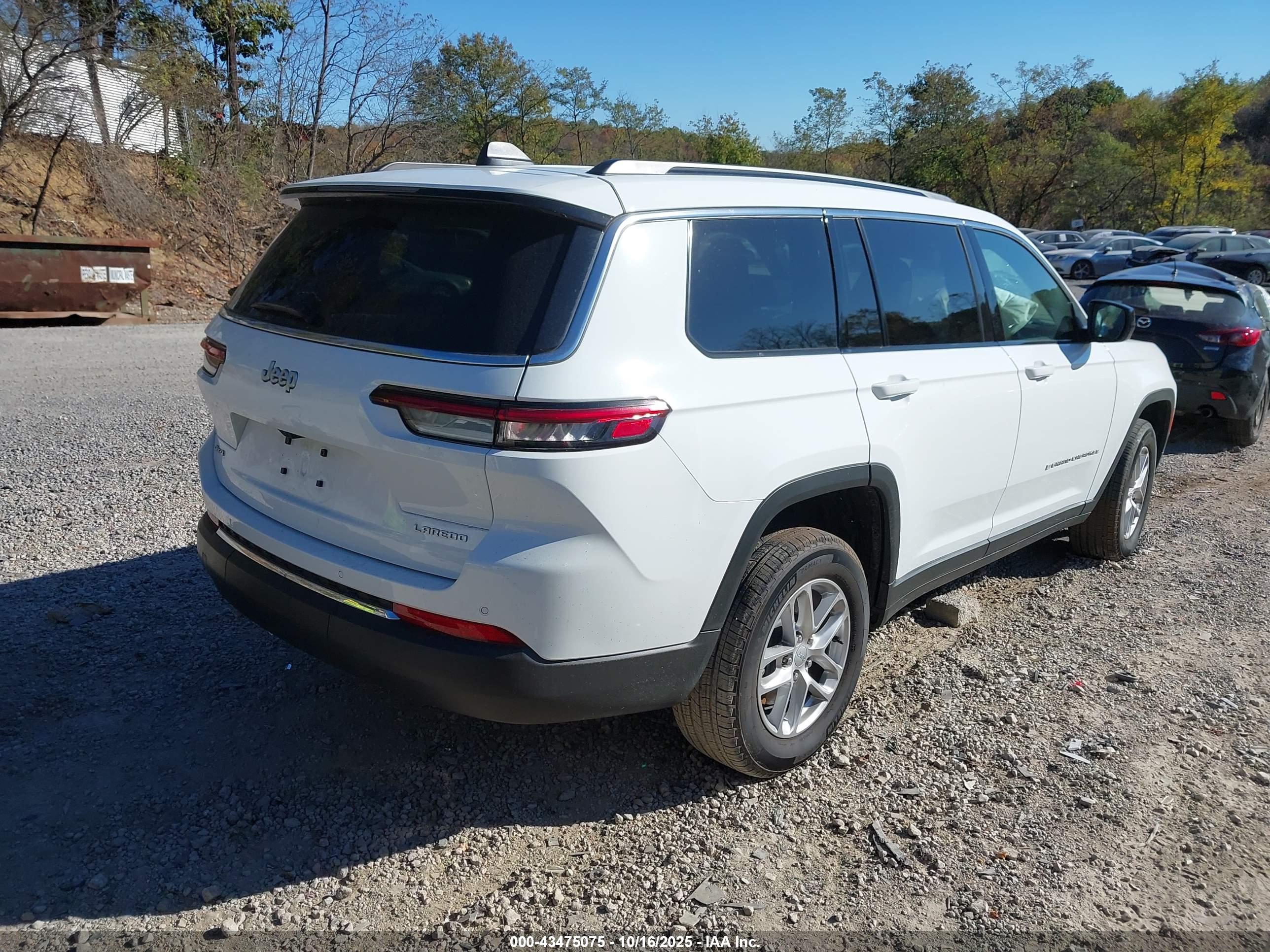 JEEP GRAND image 4