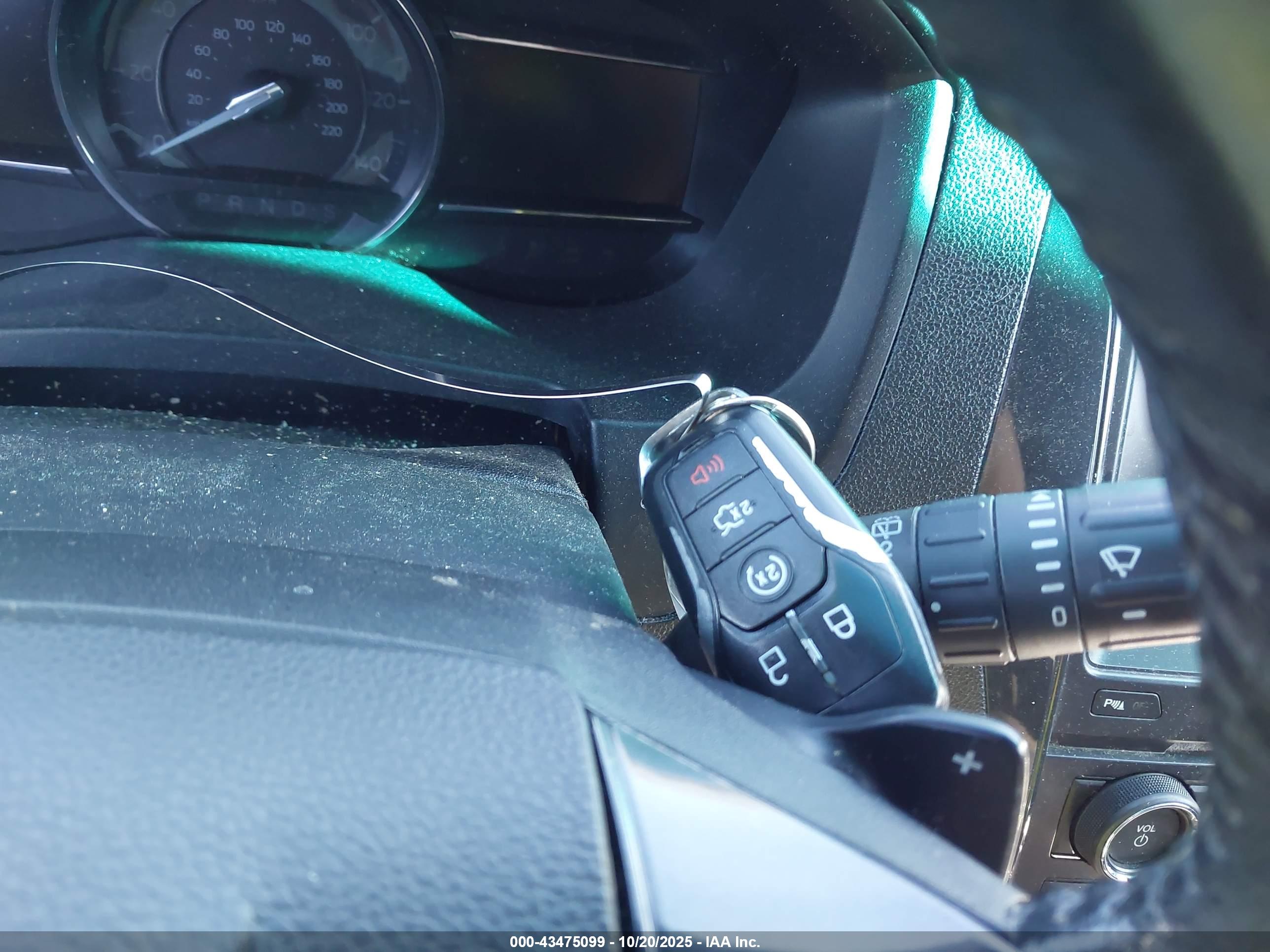 FORD EXPLORER image 11