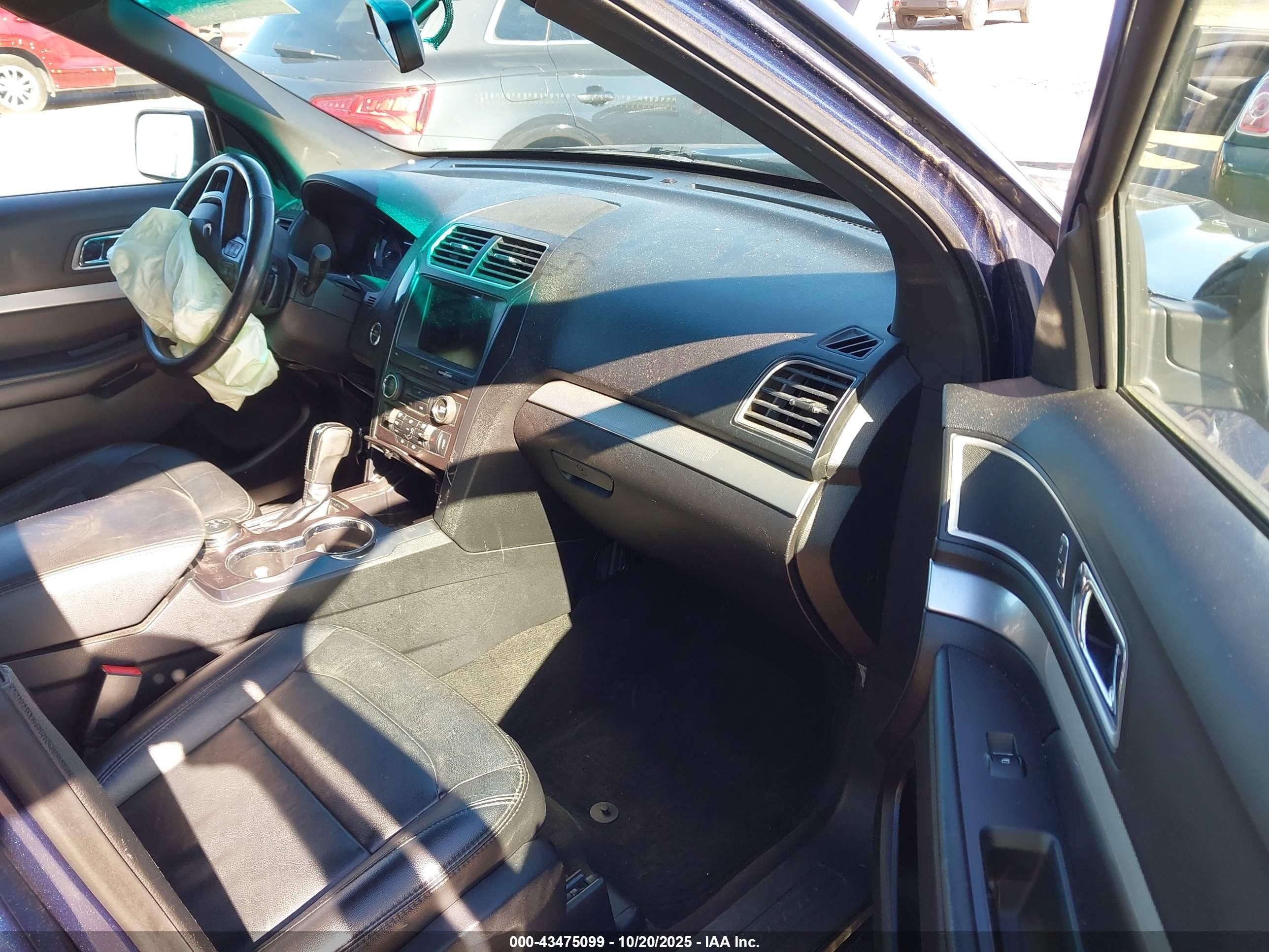 FORD EXPLORER image 5