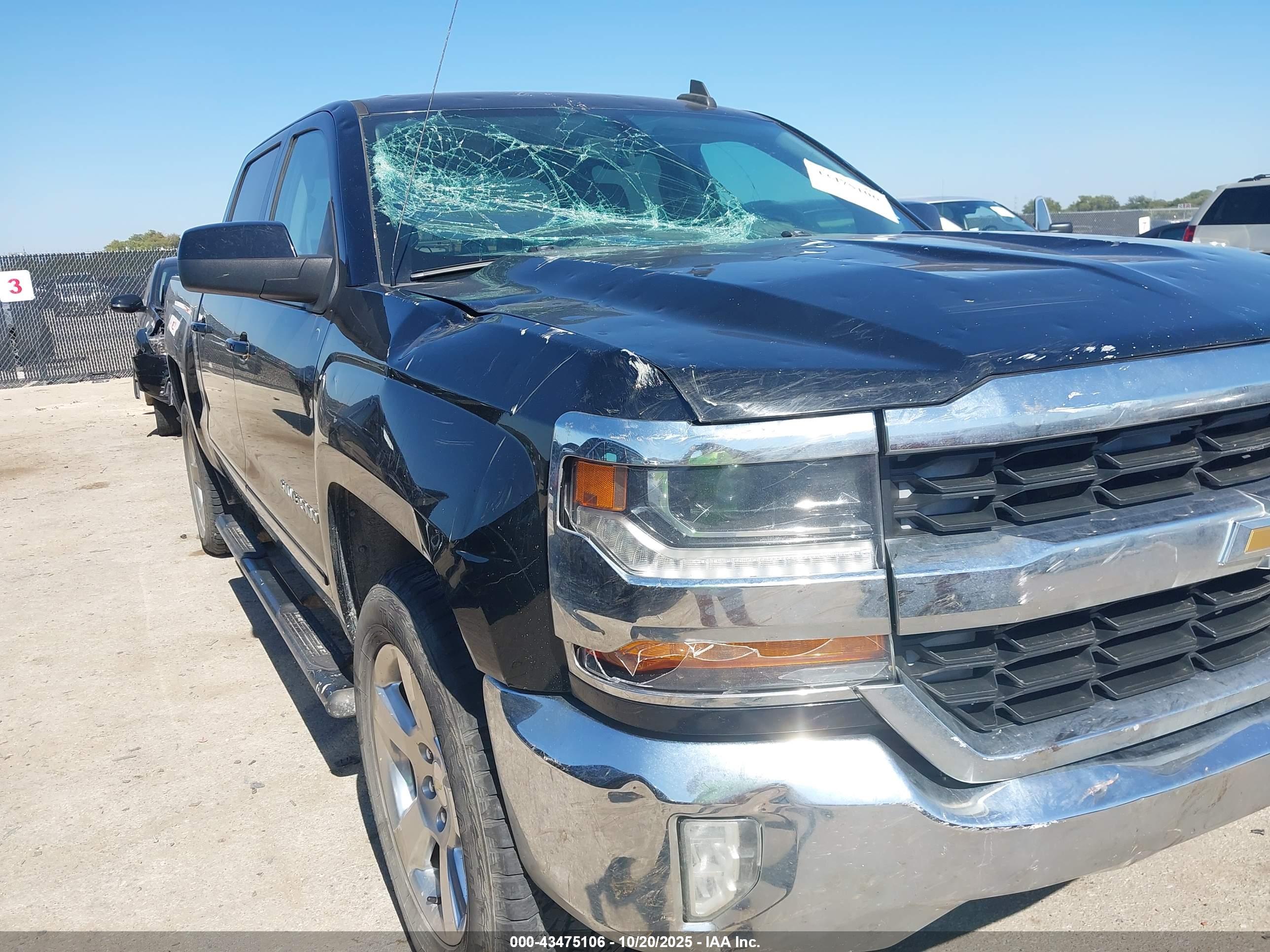 CHEVROLET SILVERADO image 6