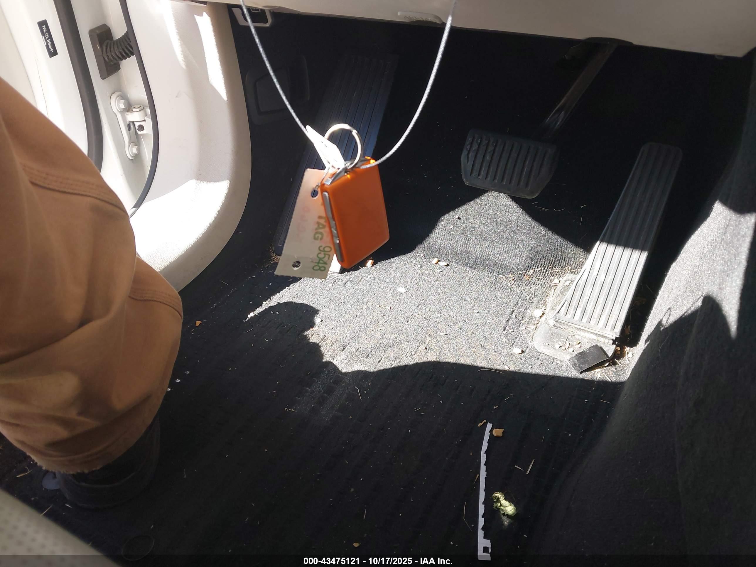 VOLVO XC60 image 11