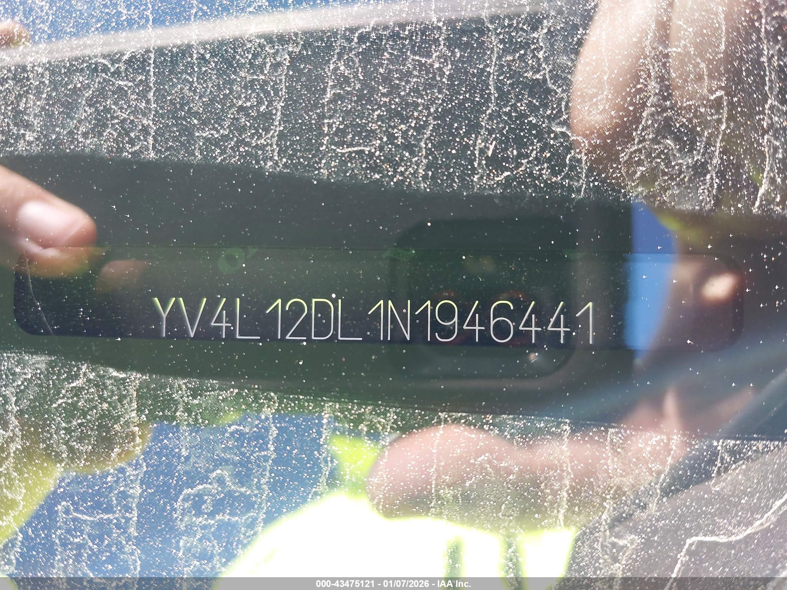 VOLVO XC60 image 9