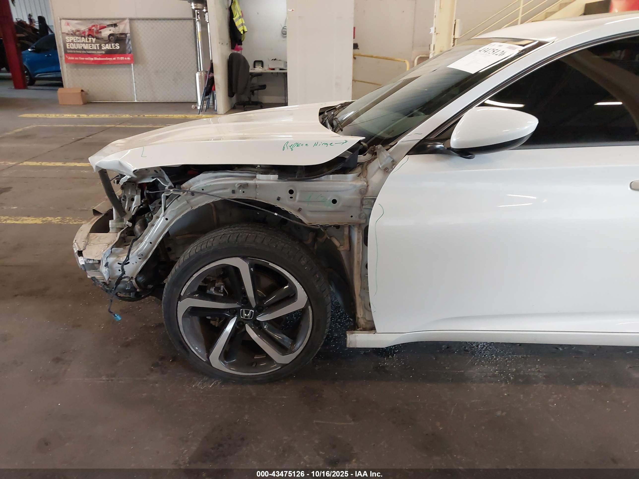 HONDA ACCORD image 6