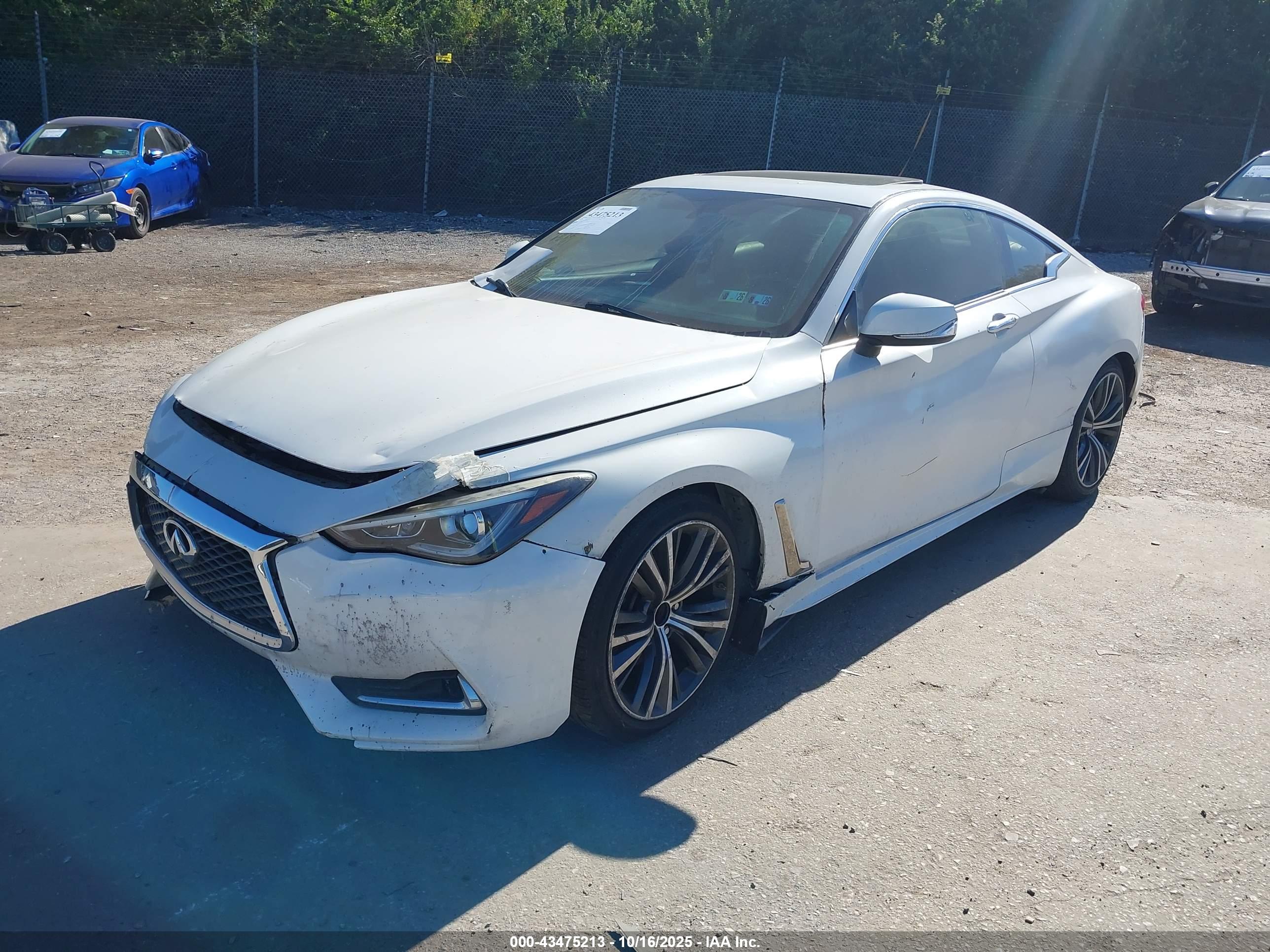INFINITI Q60 image 2