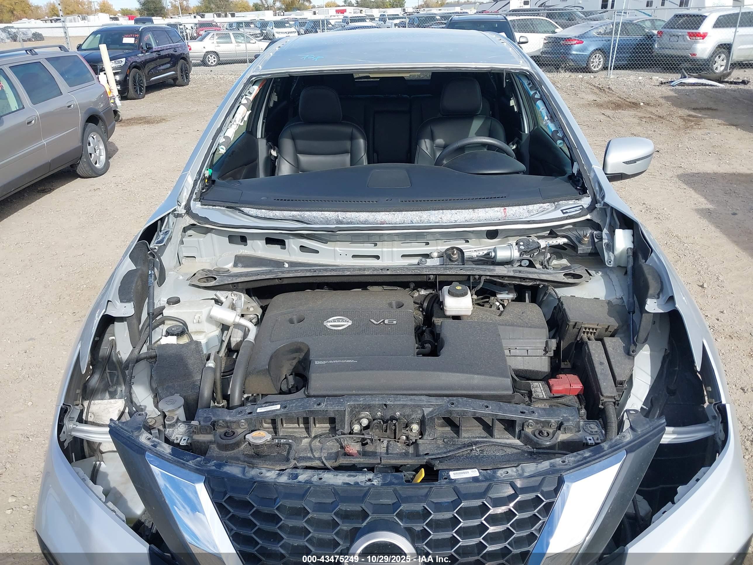 NISSAN MURANO image 10