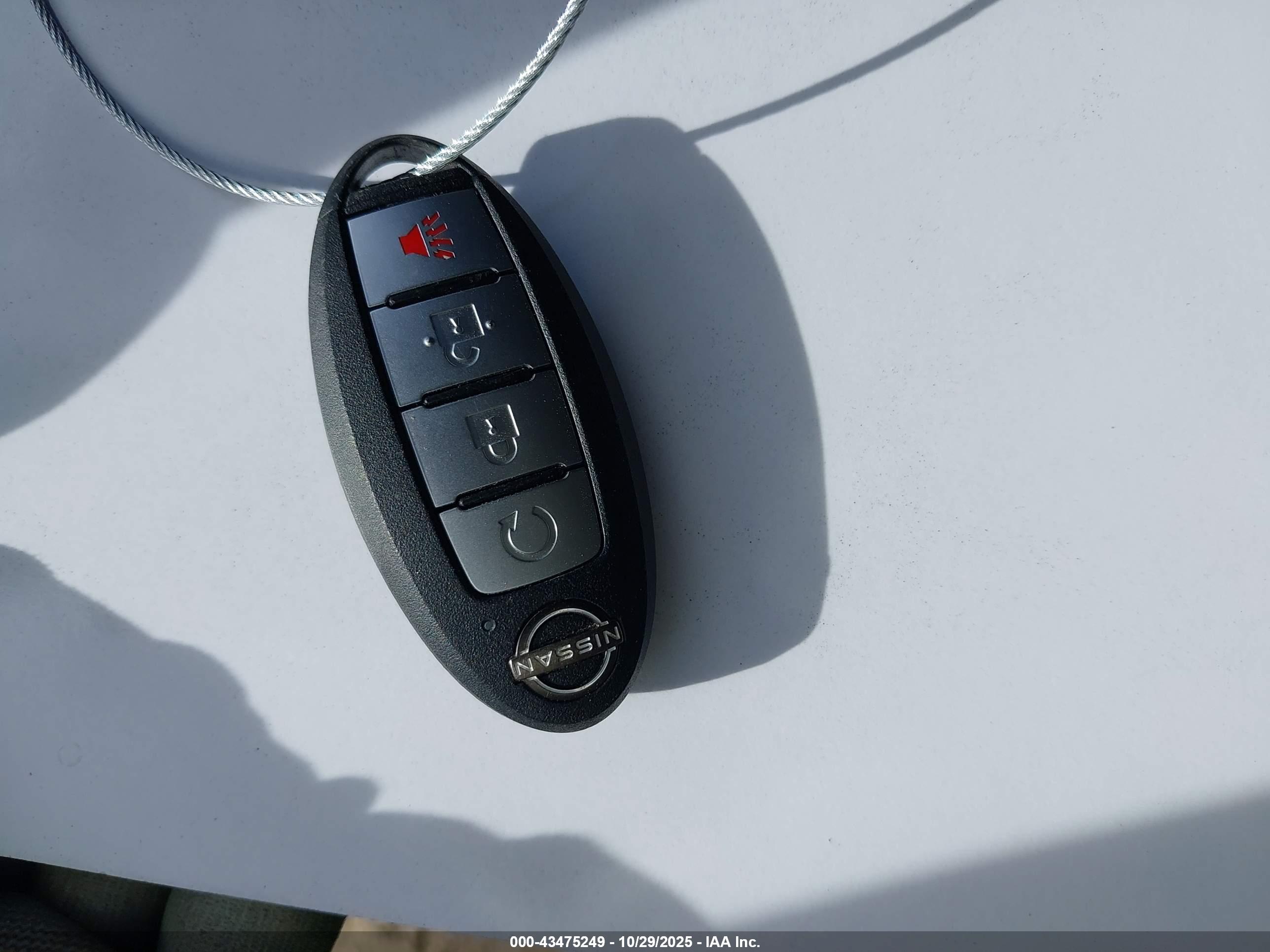 NISSAN MURANO image 11