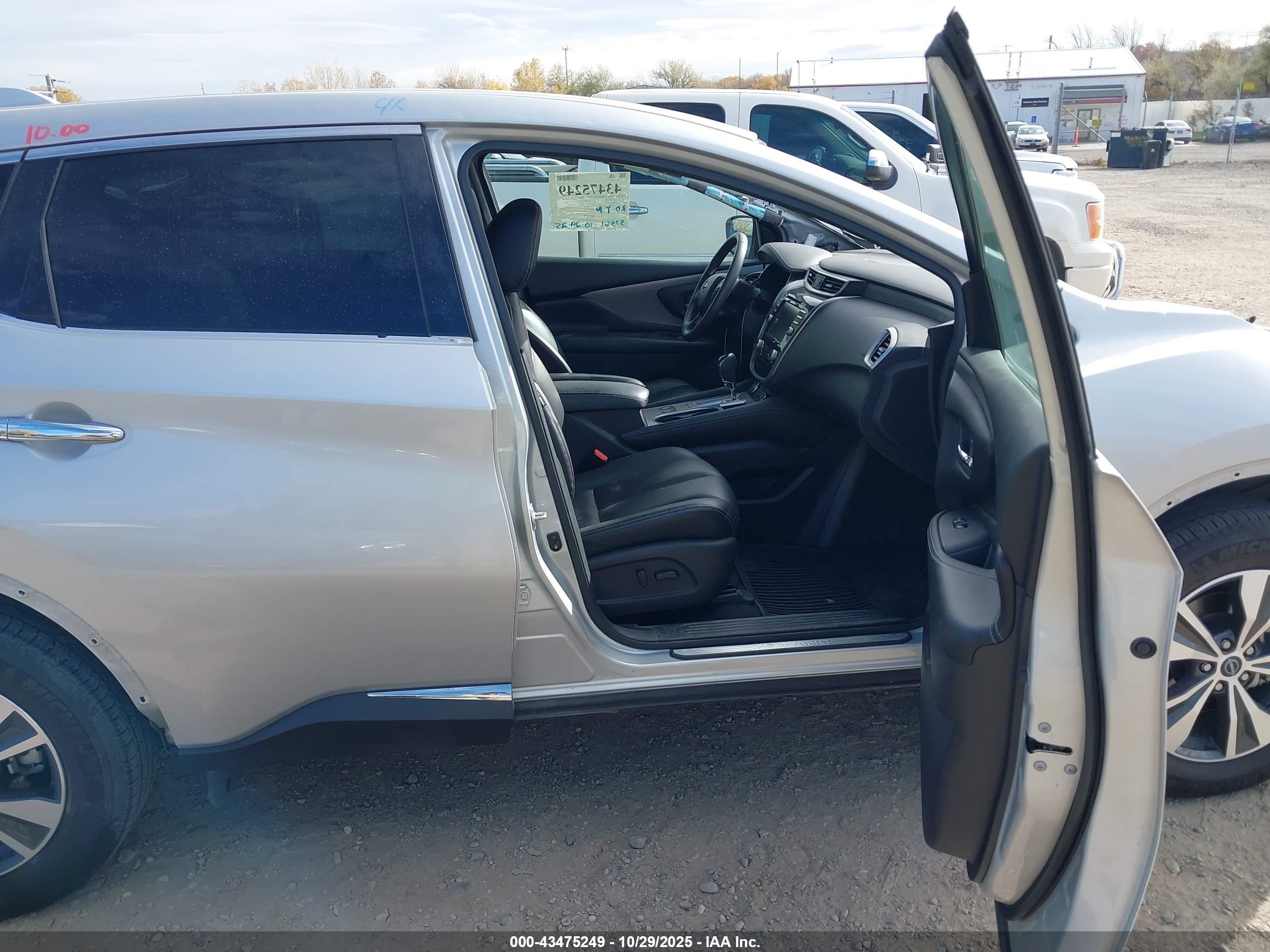 NISSAN MURANO image 5